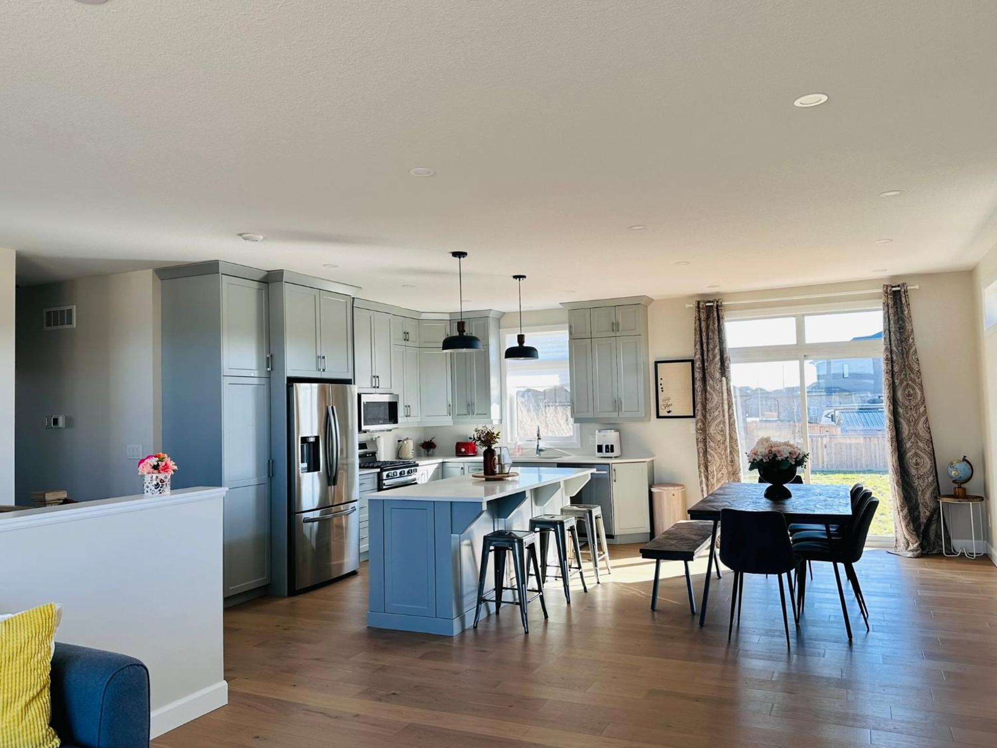 Luxury Home 2 mins drive to Saugeen Shores beach