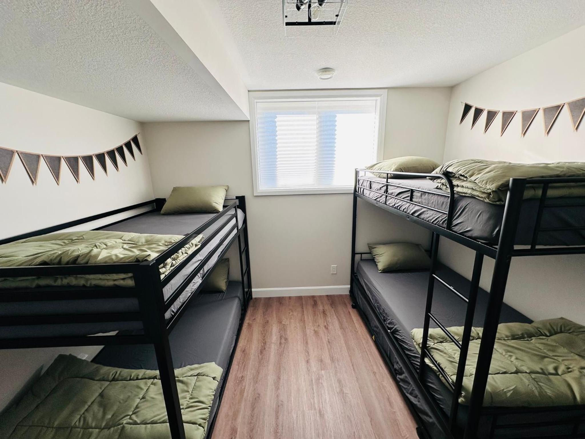 Luxury Home 2 mins drive to Saugeen Shores beach