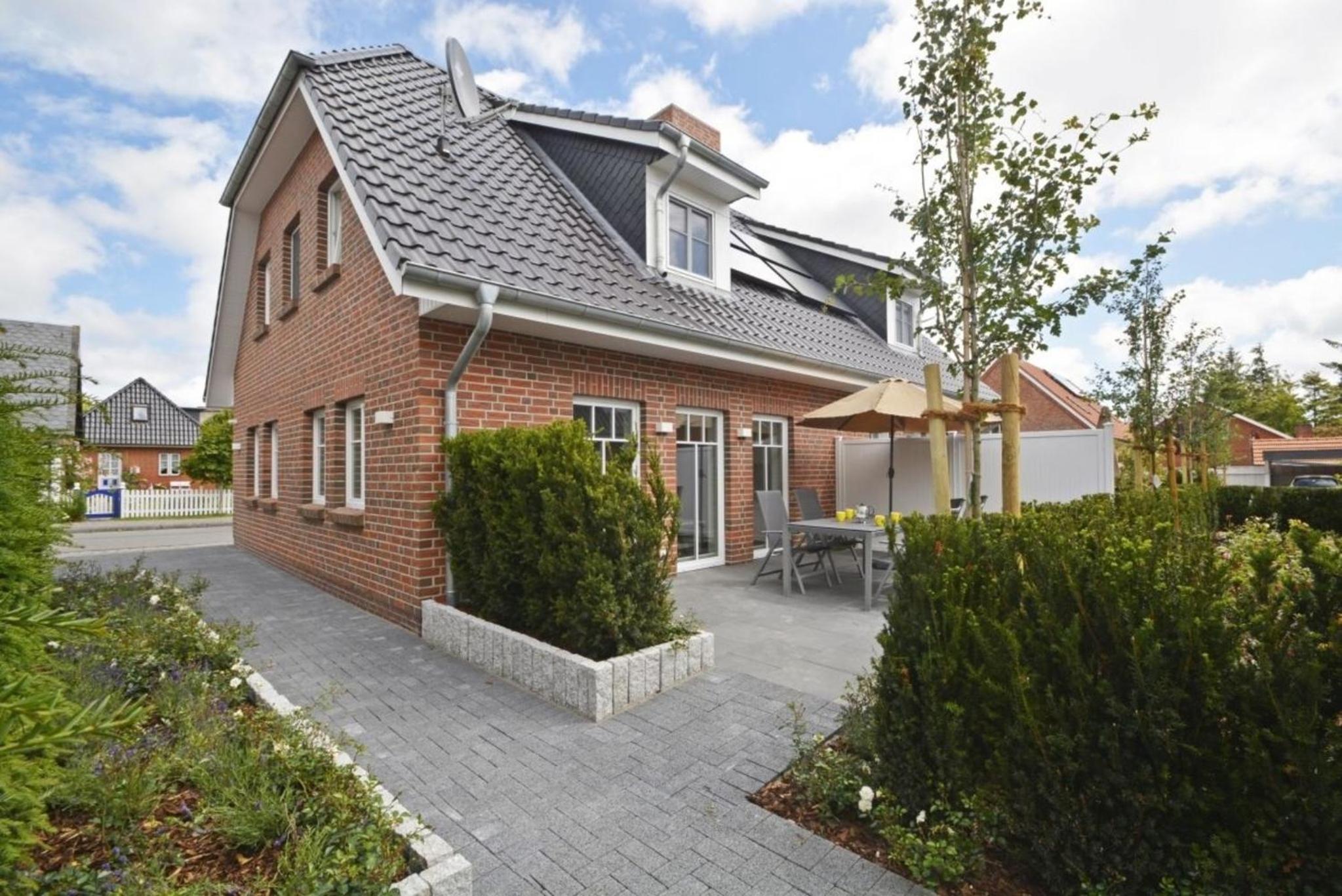 Haus Veronika rechts view 3