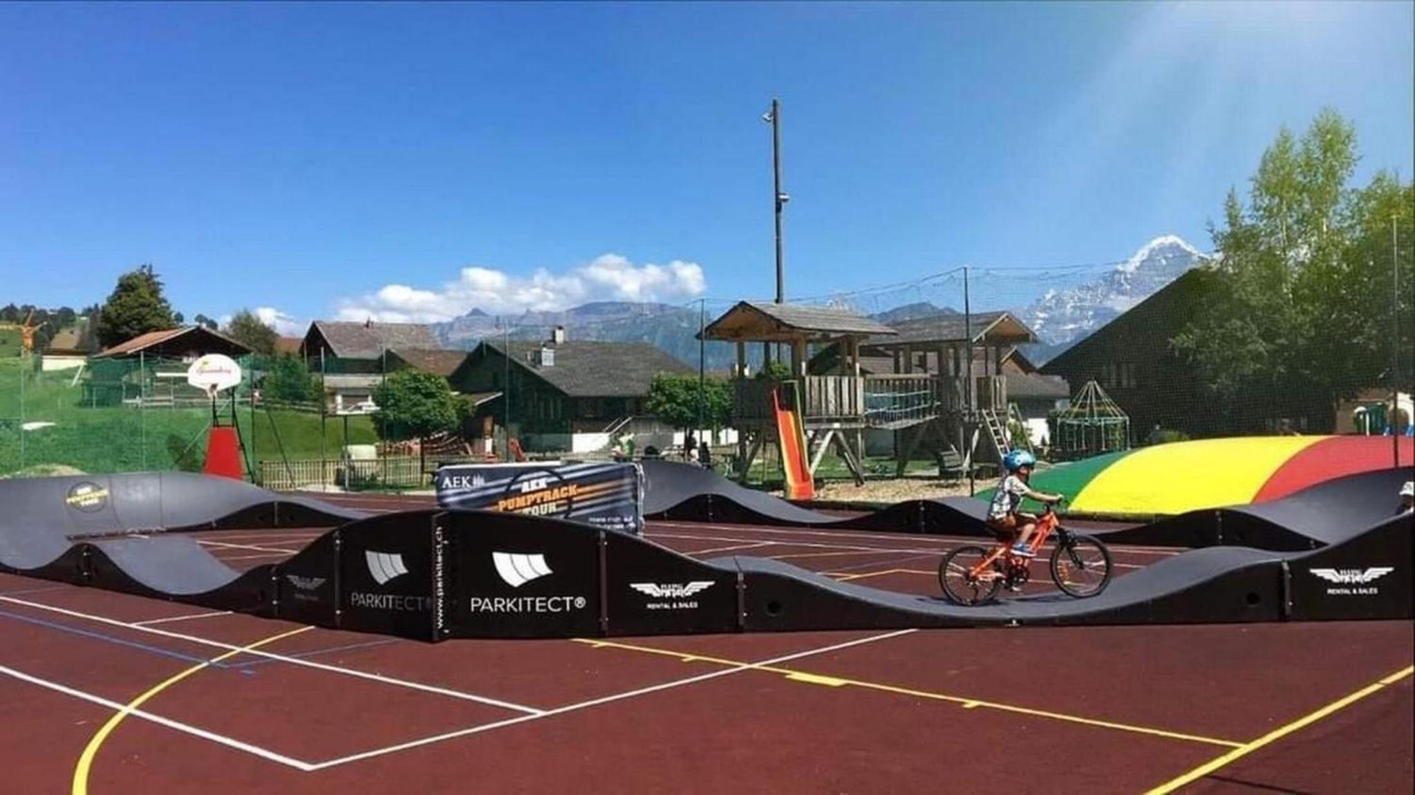 Lilotopmountainview