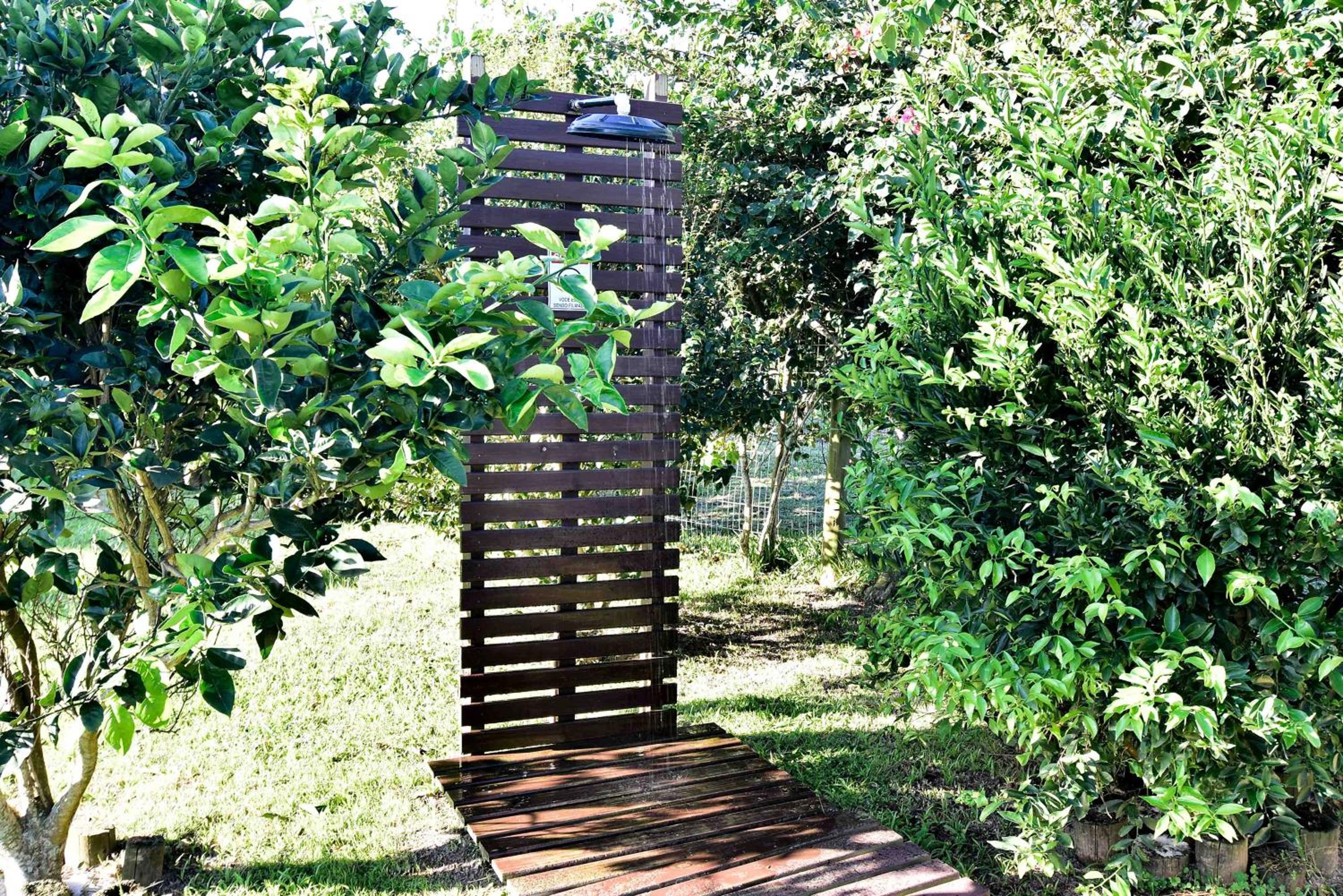 Apto em Condomínio Pé na Areia no Campeche P2519