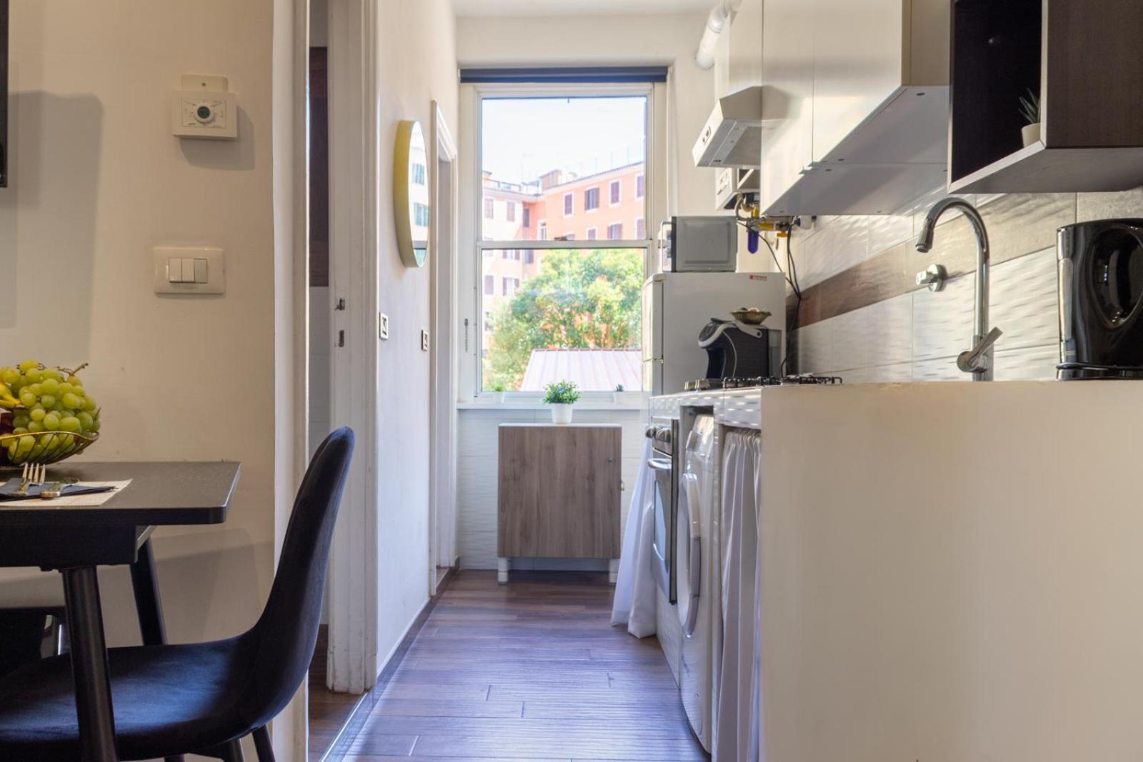 TP Apartment Luxury Colosseum