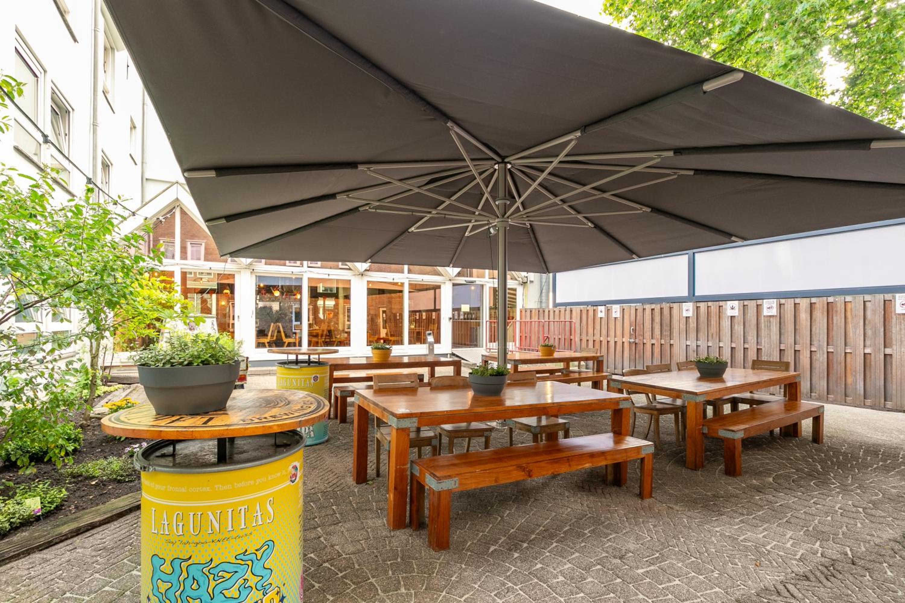 Hans Brinker Hostel Amsterdam