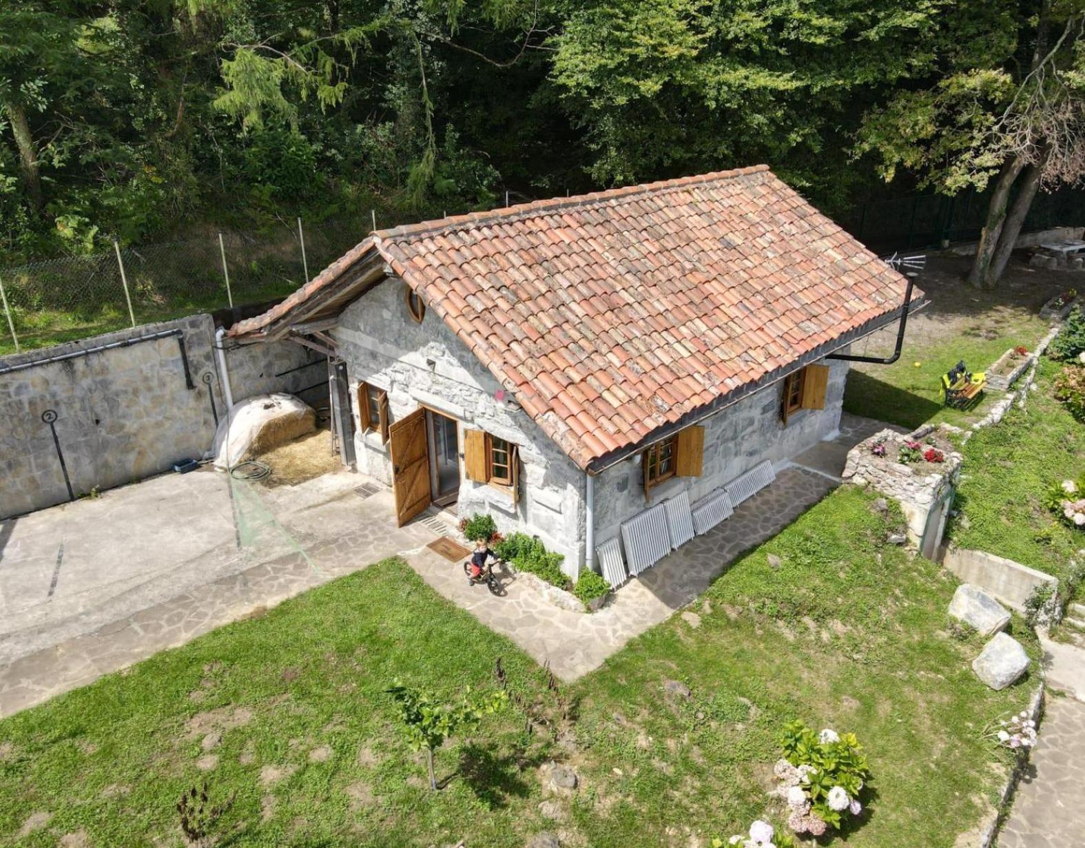 Agerre Berriko Borda