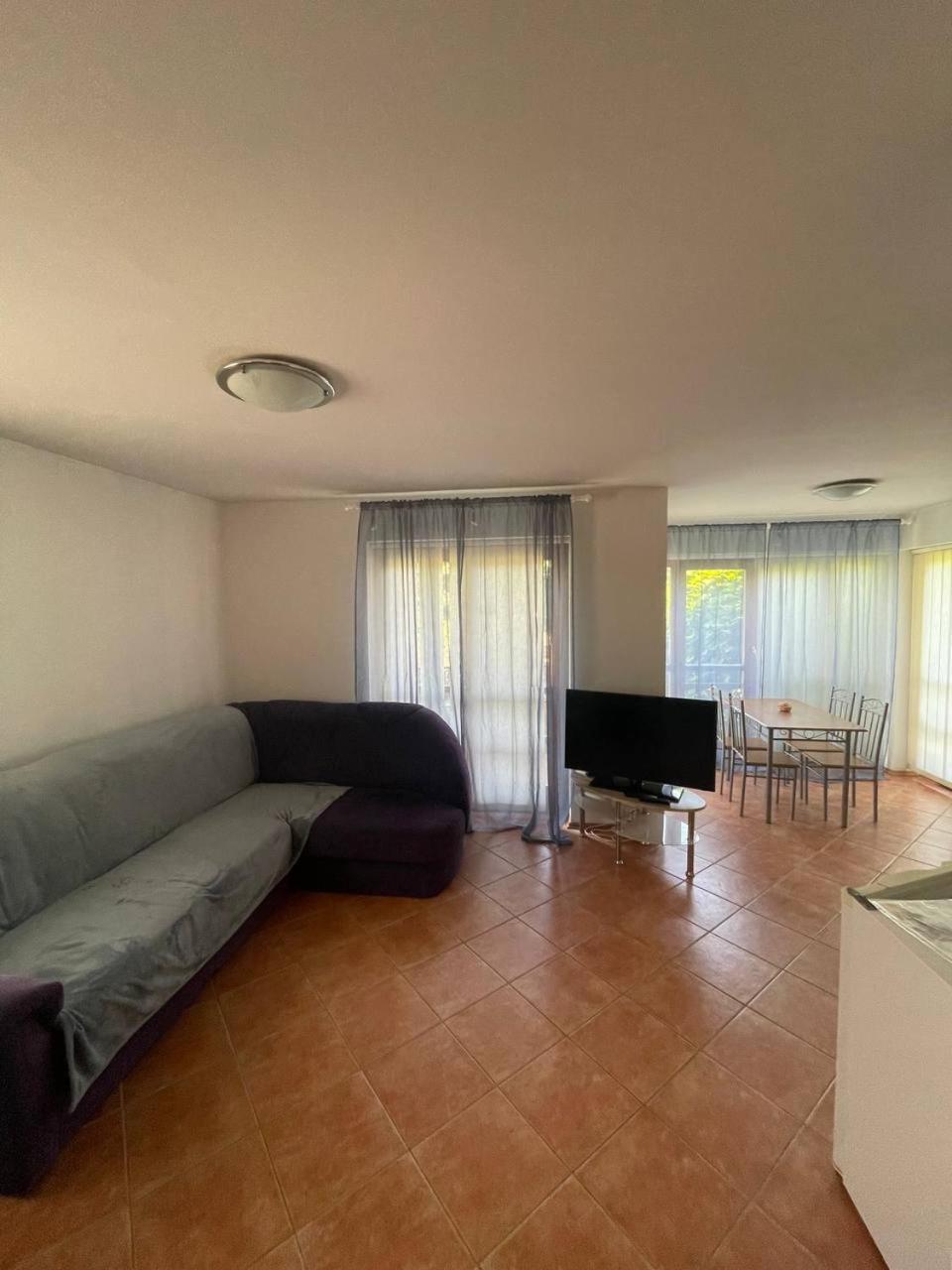 Harmonia Apartment