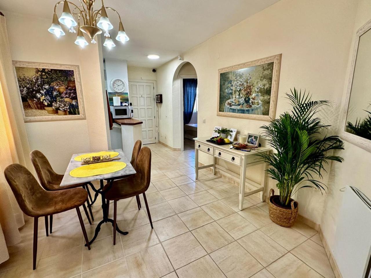 Budget-Apart Caronte in Riviera del Sol, Mijas Costa view 4