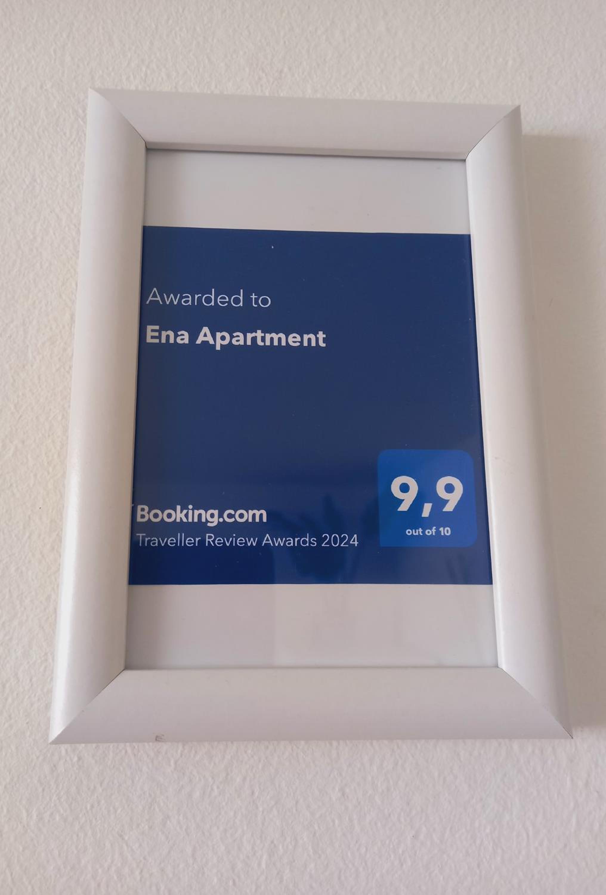 Ena Apartment