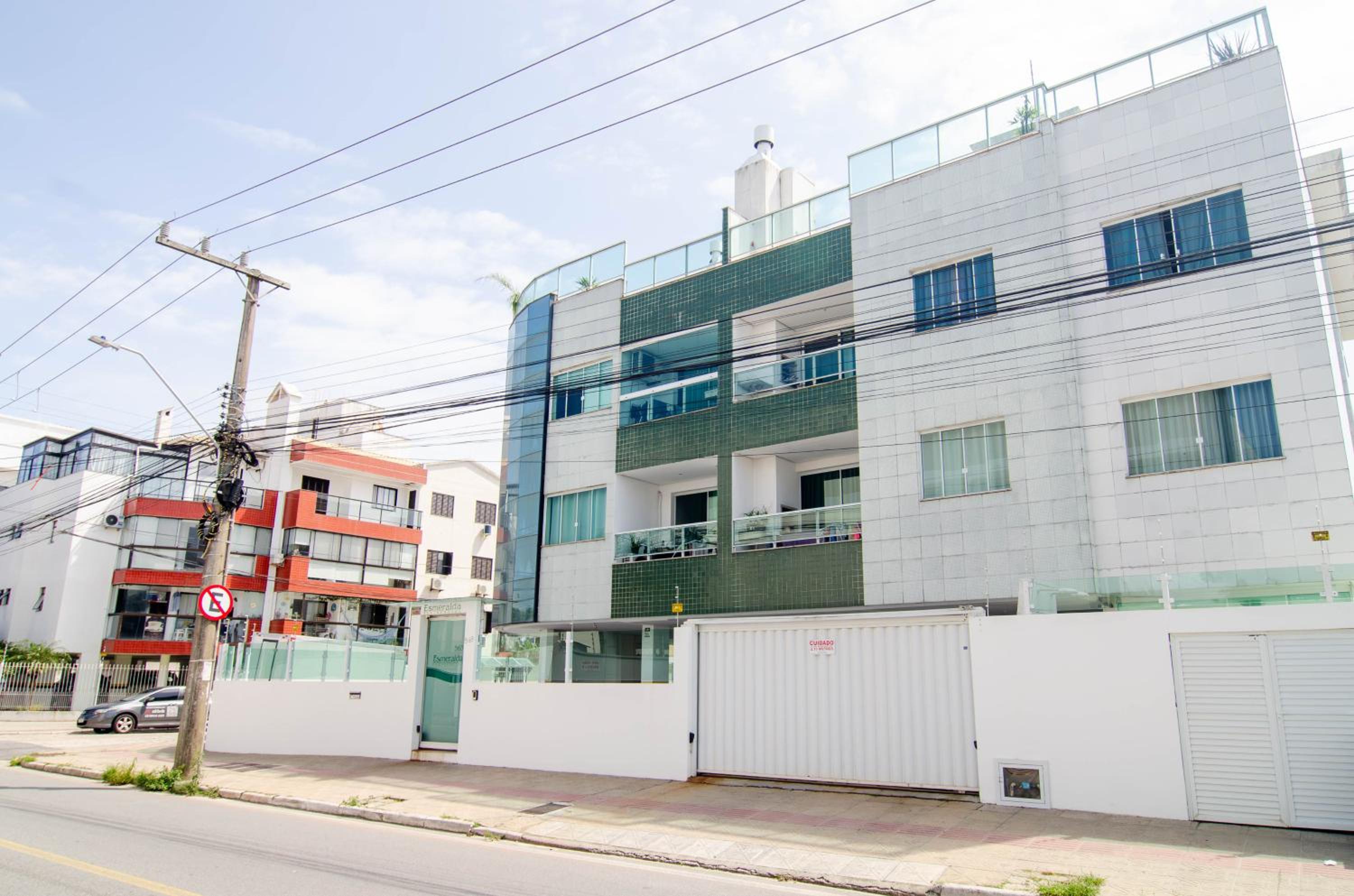 Em frente ao Oceania Park, 5min da Praia SN9819