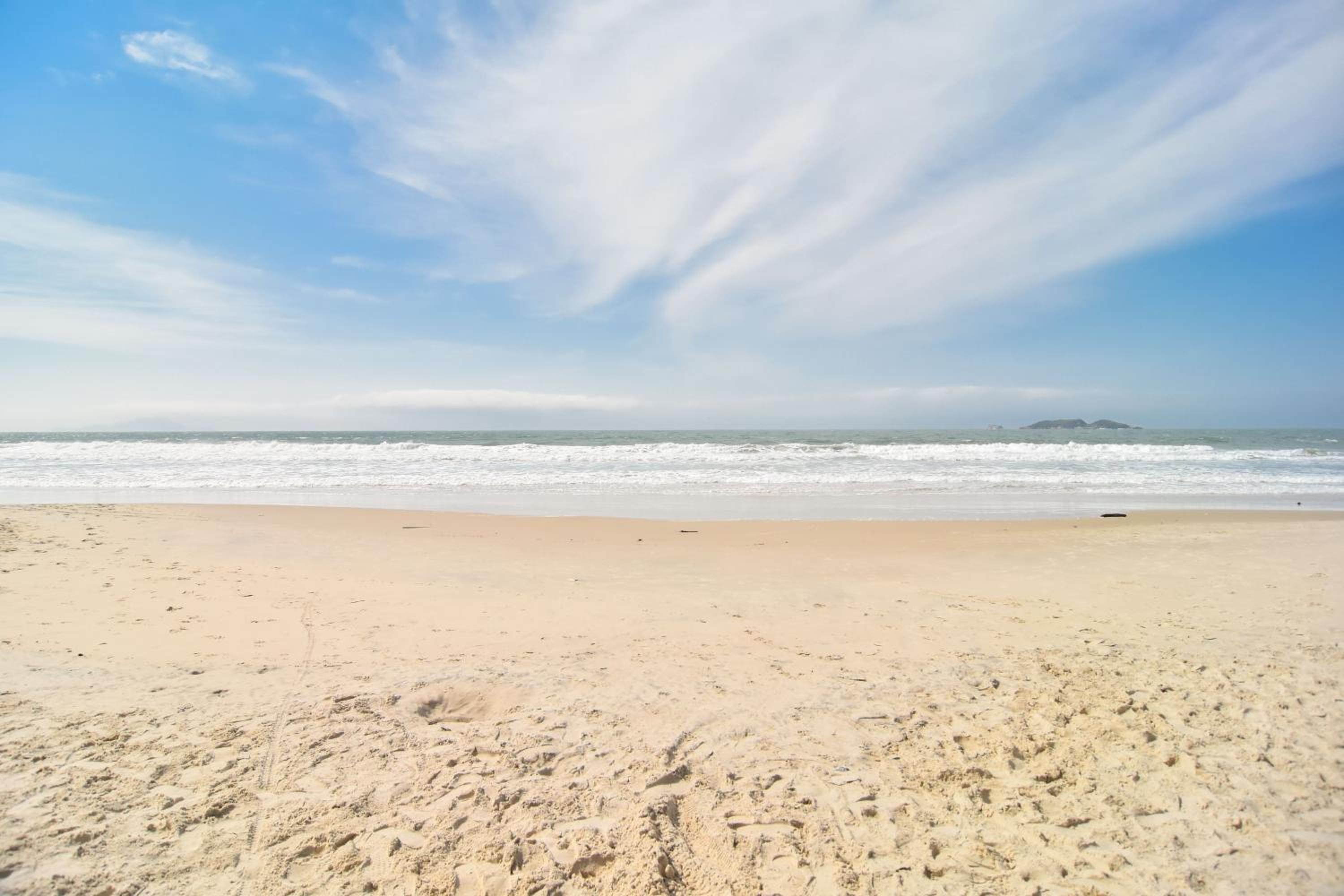 Em frente ao Oceania Park, 5min da Praia SN9819