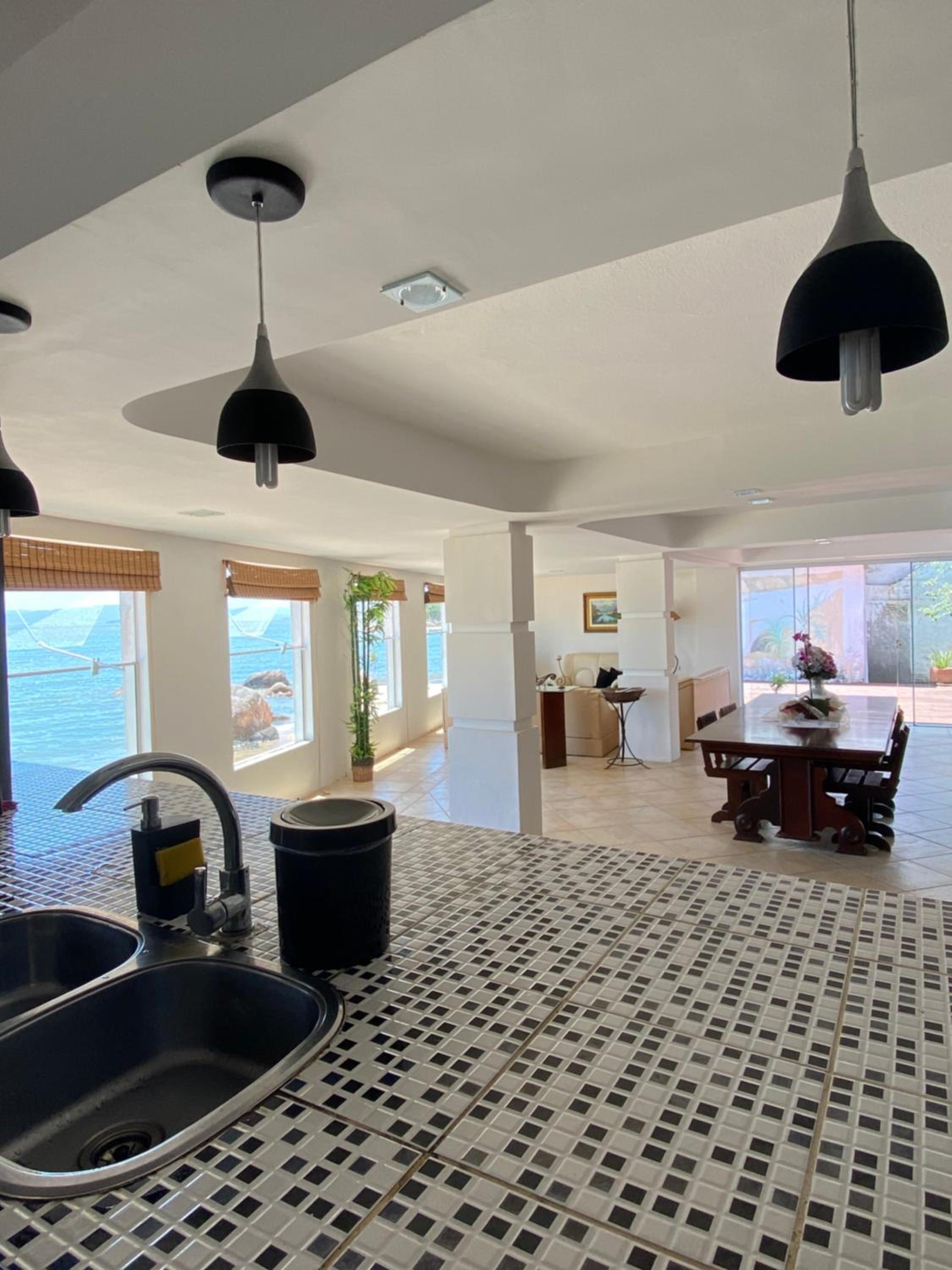 Casa Pé na Areia, Ribeirão da Ilha, 4suítes QK9397