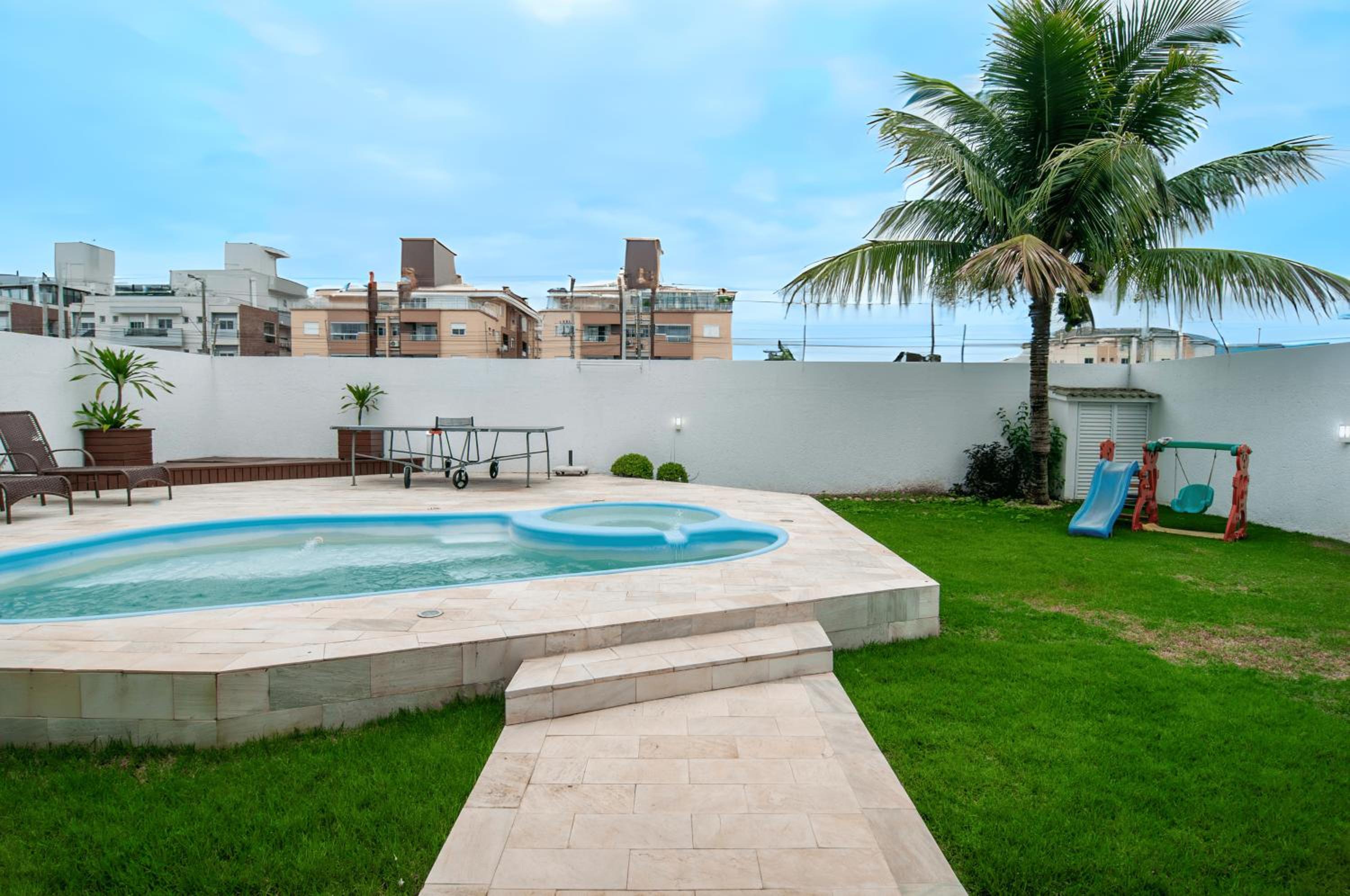 Alto Padrão c/ Piscina Privativa, Ingleses RW0052