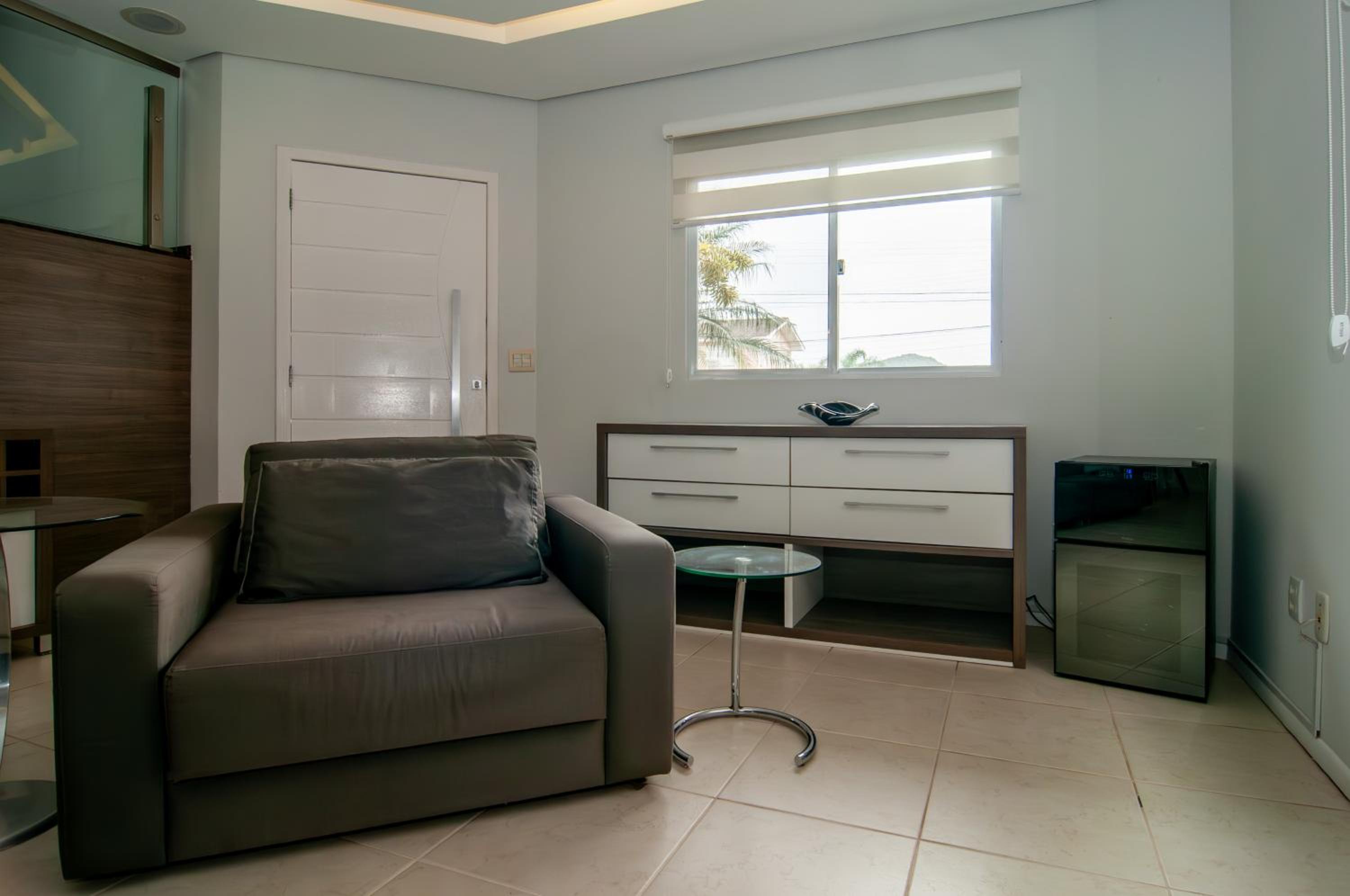 Alto Padrão c/ Piscina Privativa, Ingleses RW0052