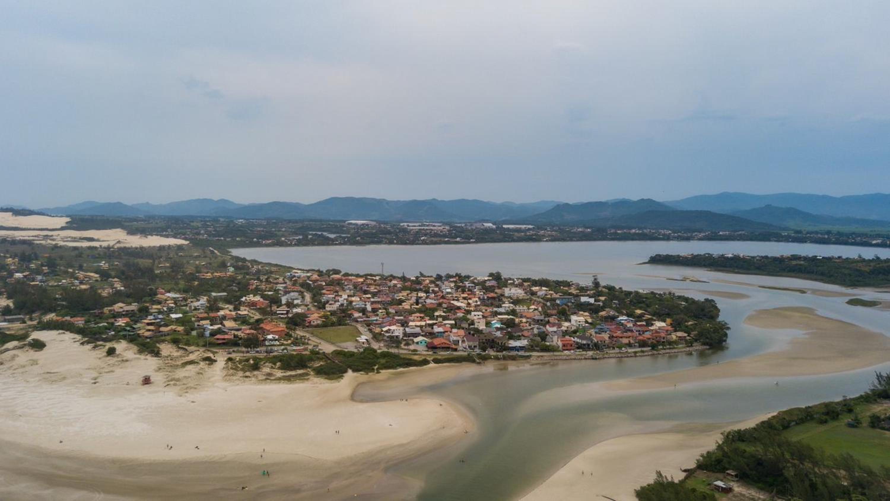 IbiraCottage Casa Verde em frente a Lagoa RS5981