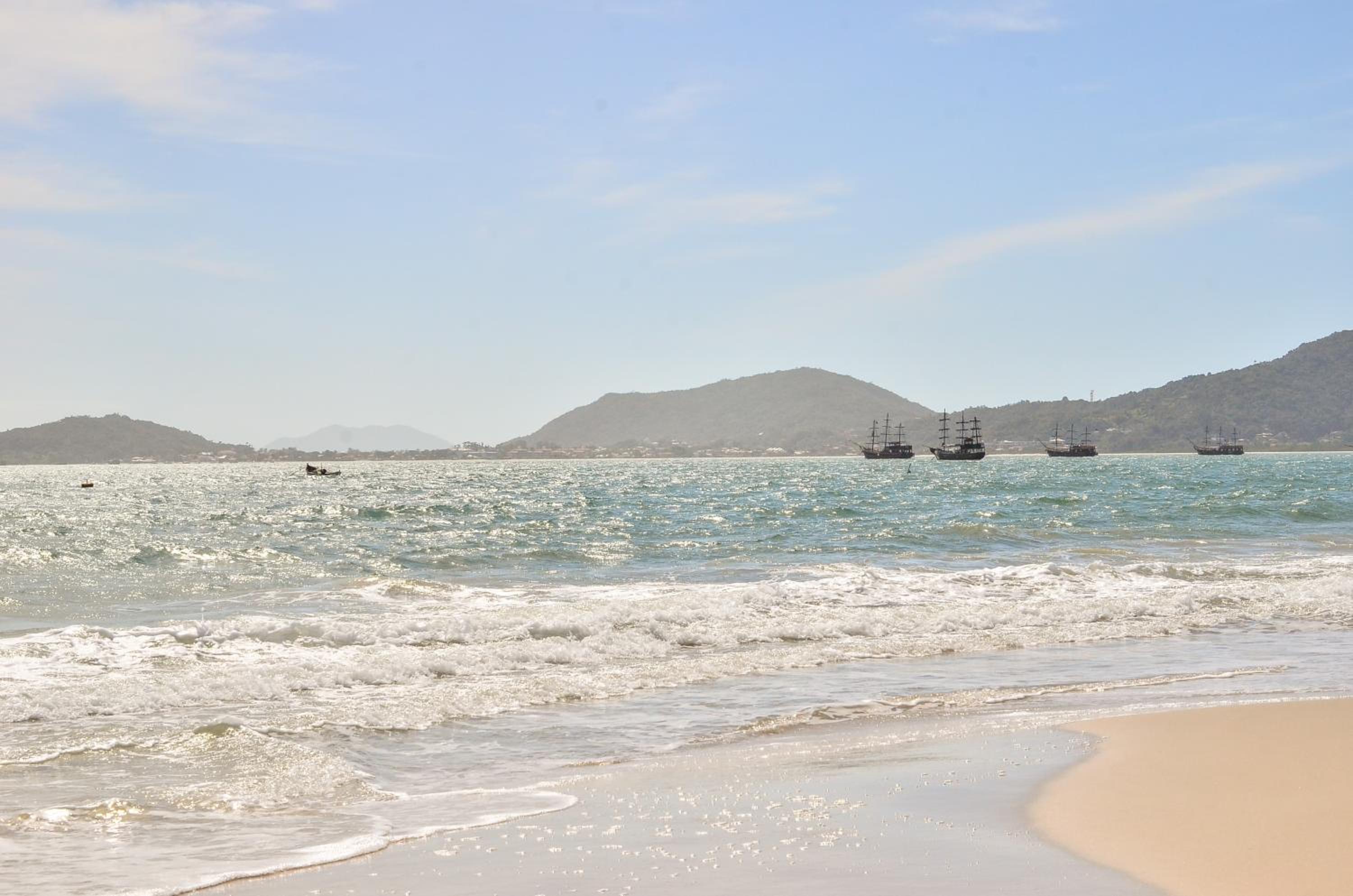 Apto 1 quadra da Praia em Canasvieiras P2123