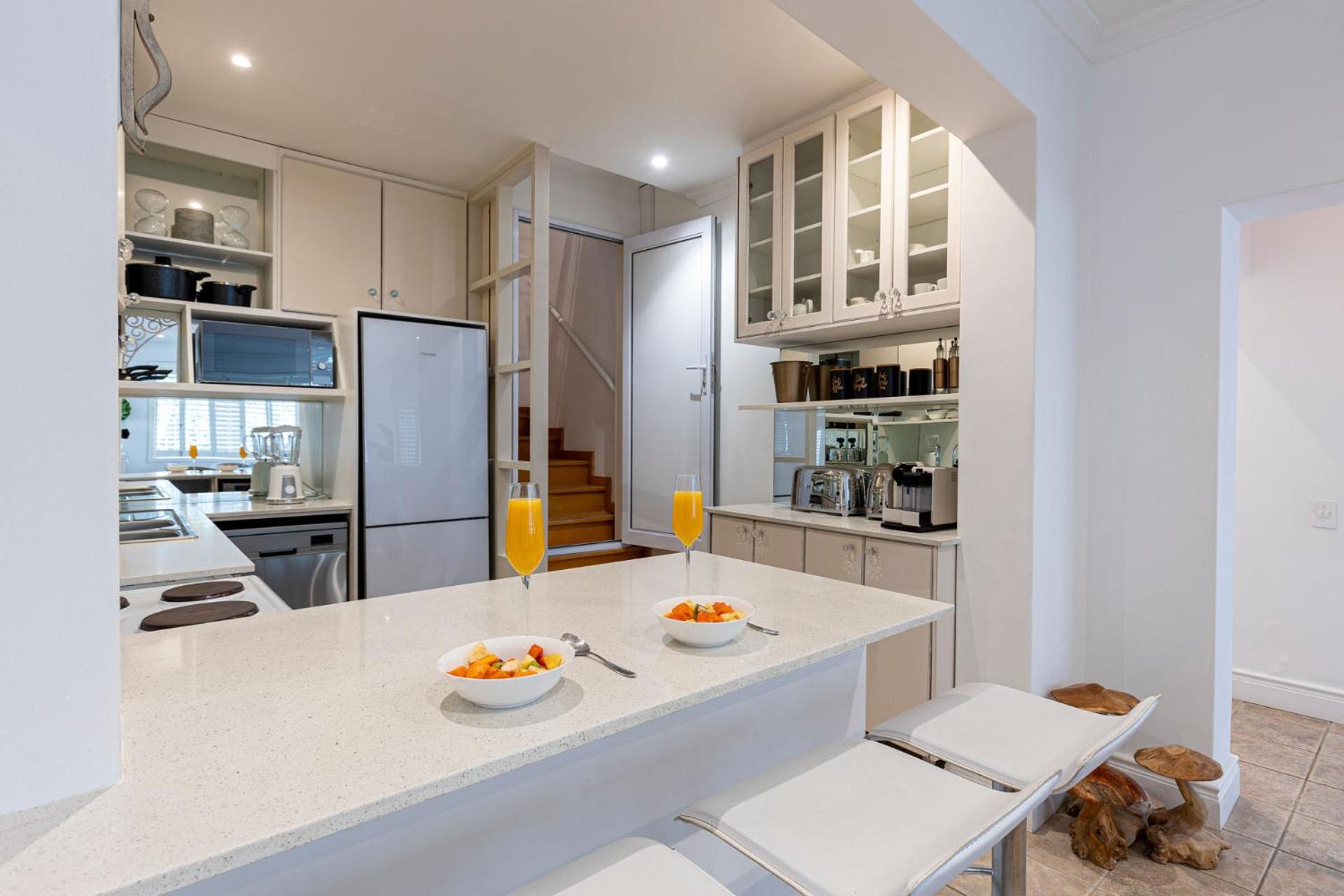 Clifton YOLO Spaces - Clifton Boutique Apartments