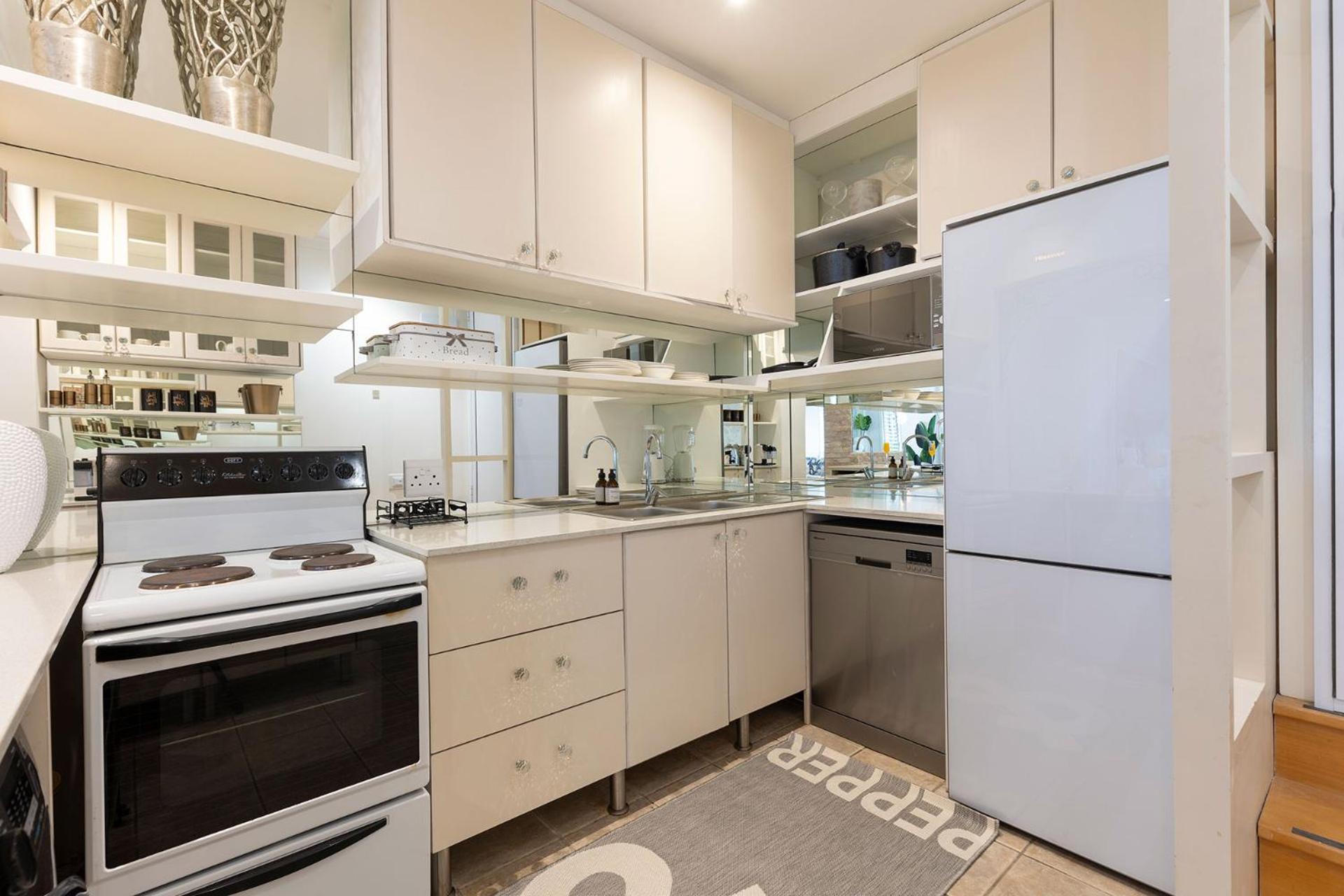 Clifton YOLO Spaces - Clifton Boutique Apartments
