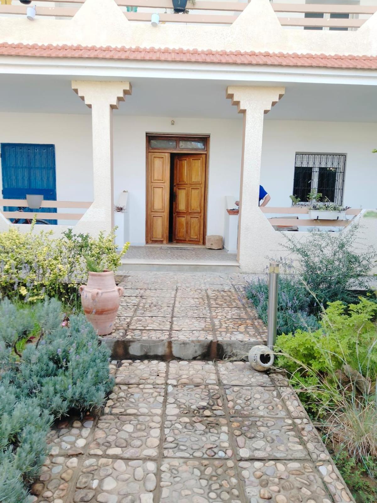 Maison du Laurier Rose view 2
