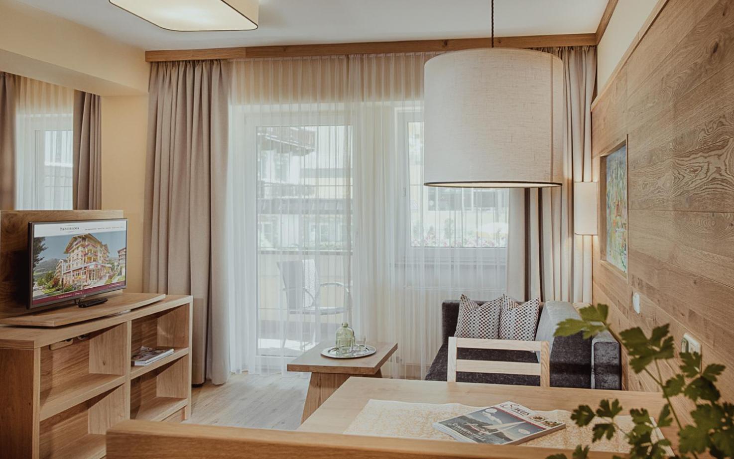 Appartement Hotel Panorama-im Bademantel direkt in die Alpentherme