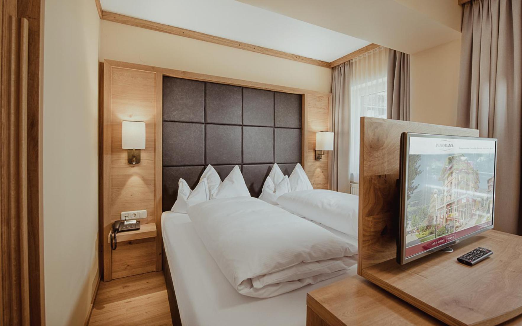 Appartement Hotel Panorama-im Bademantel direkt in die Alpentherme
