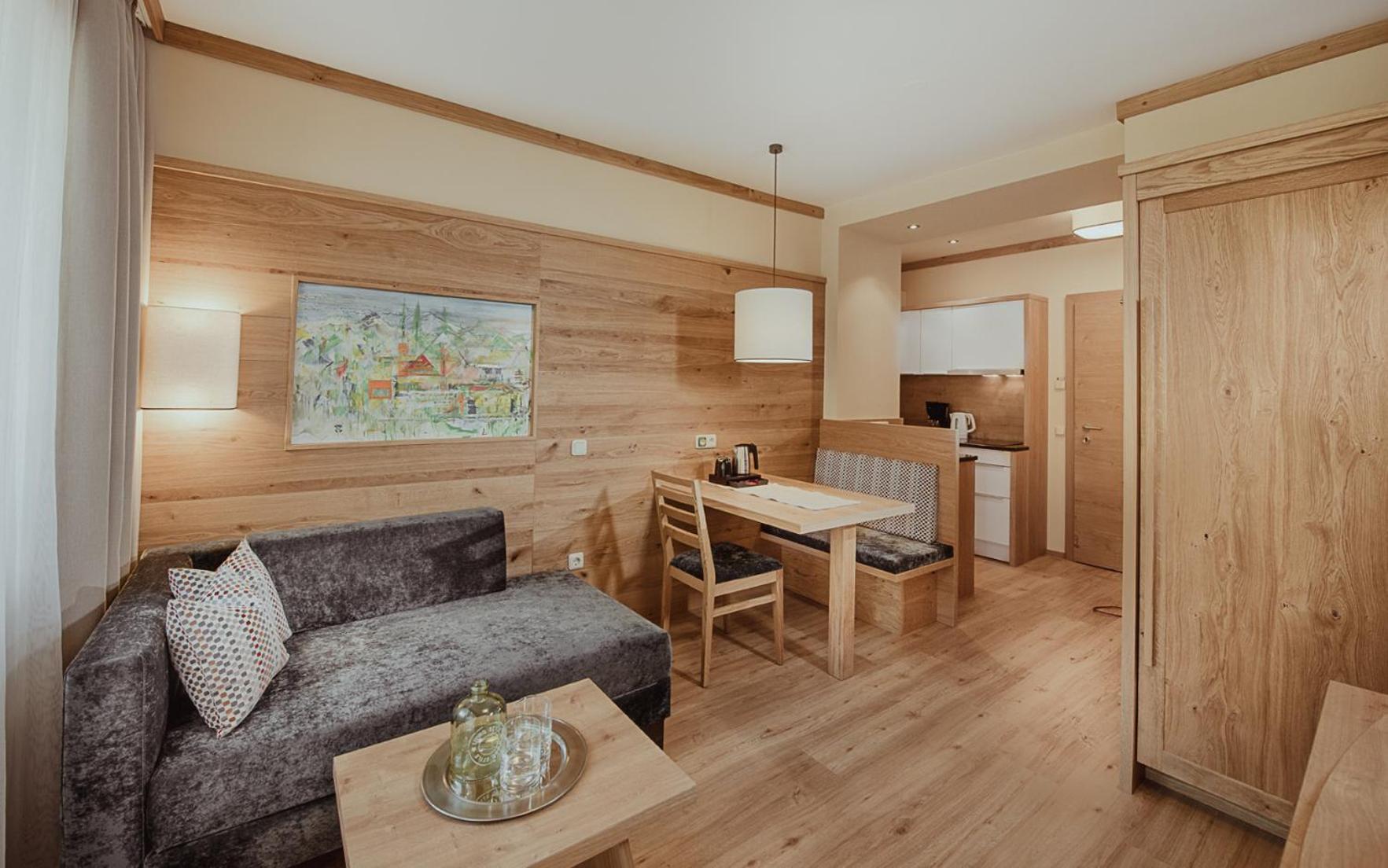 Appartement Hotel Panorama-im Bademantel direkt in die Alpentherme