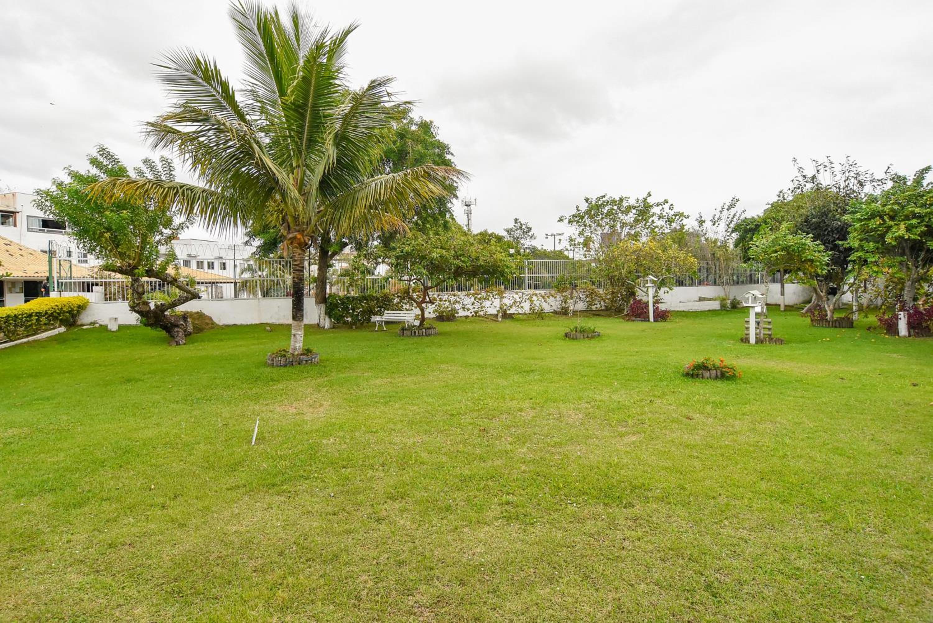 Casa em Cond. Fechado, poucos passos da Praia P539