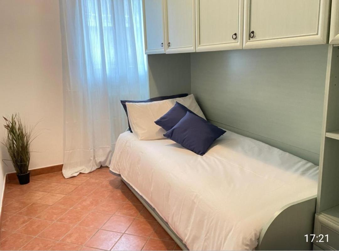 Giorgia's Home Colico Holiday Rent view 4