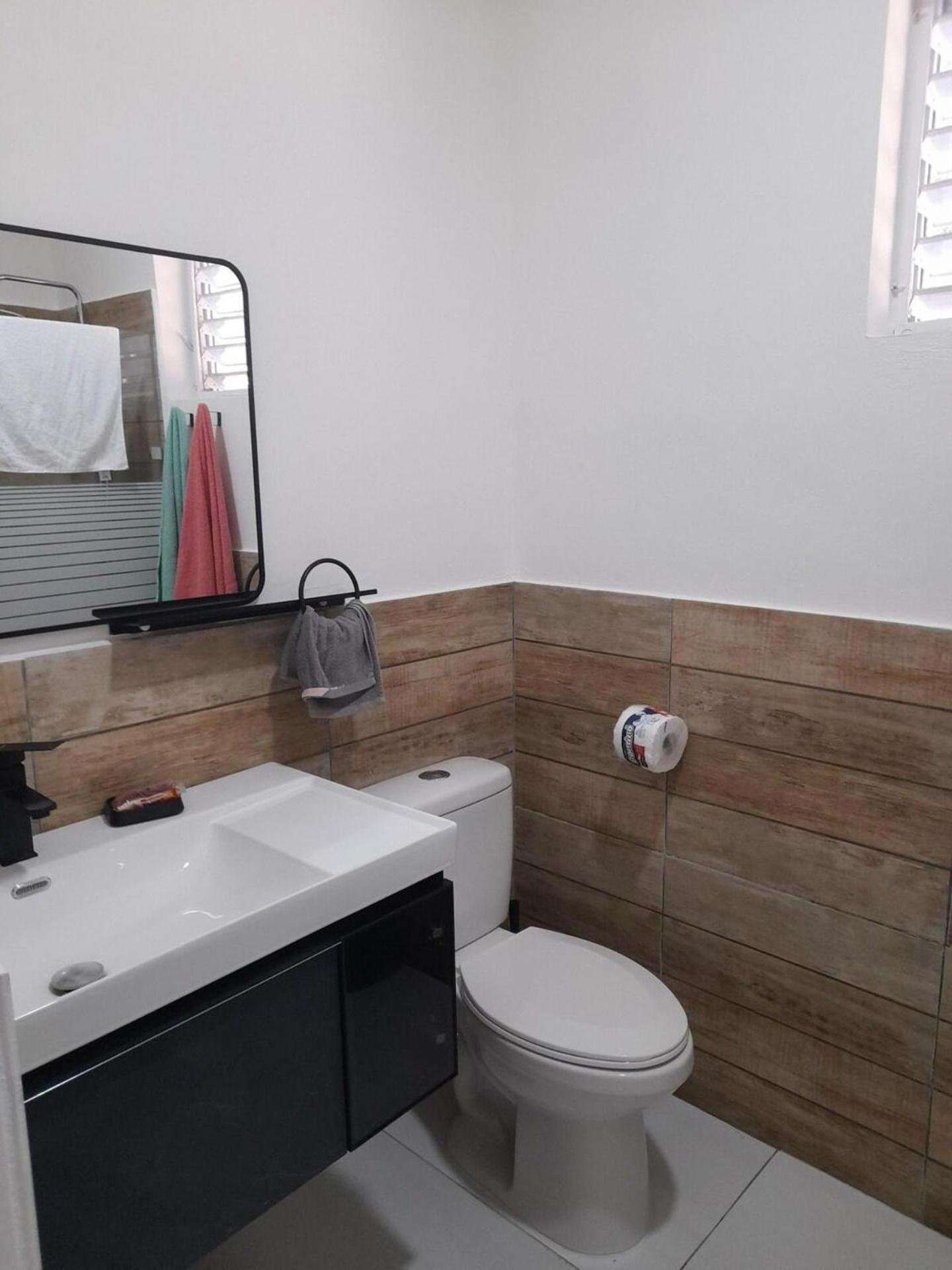 Villa Sleeps 8 with Private Pool
