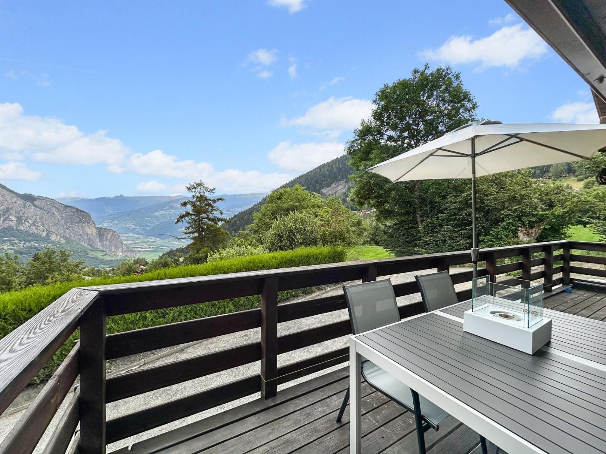 Chalet Ardoise - Nature Paradise - Swiss Alps
