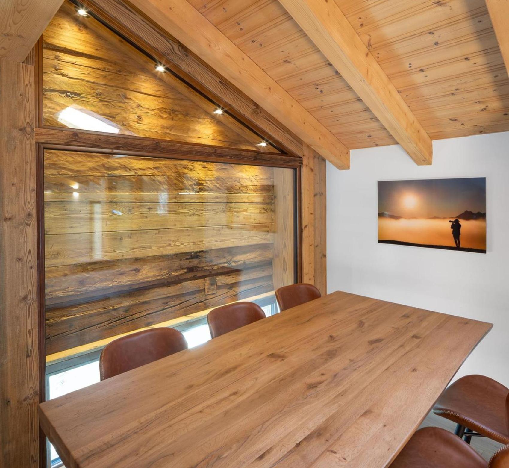 Pilanous House - Penthouse suite - Swiss Alps