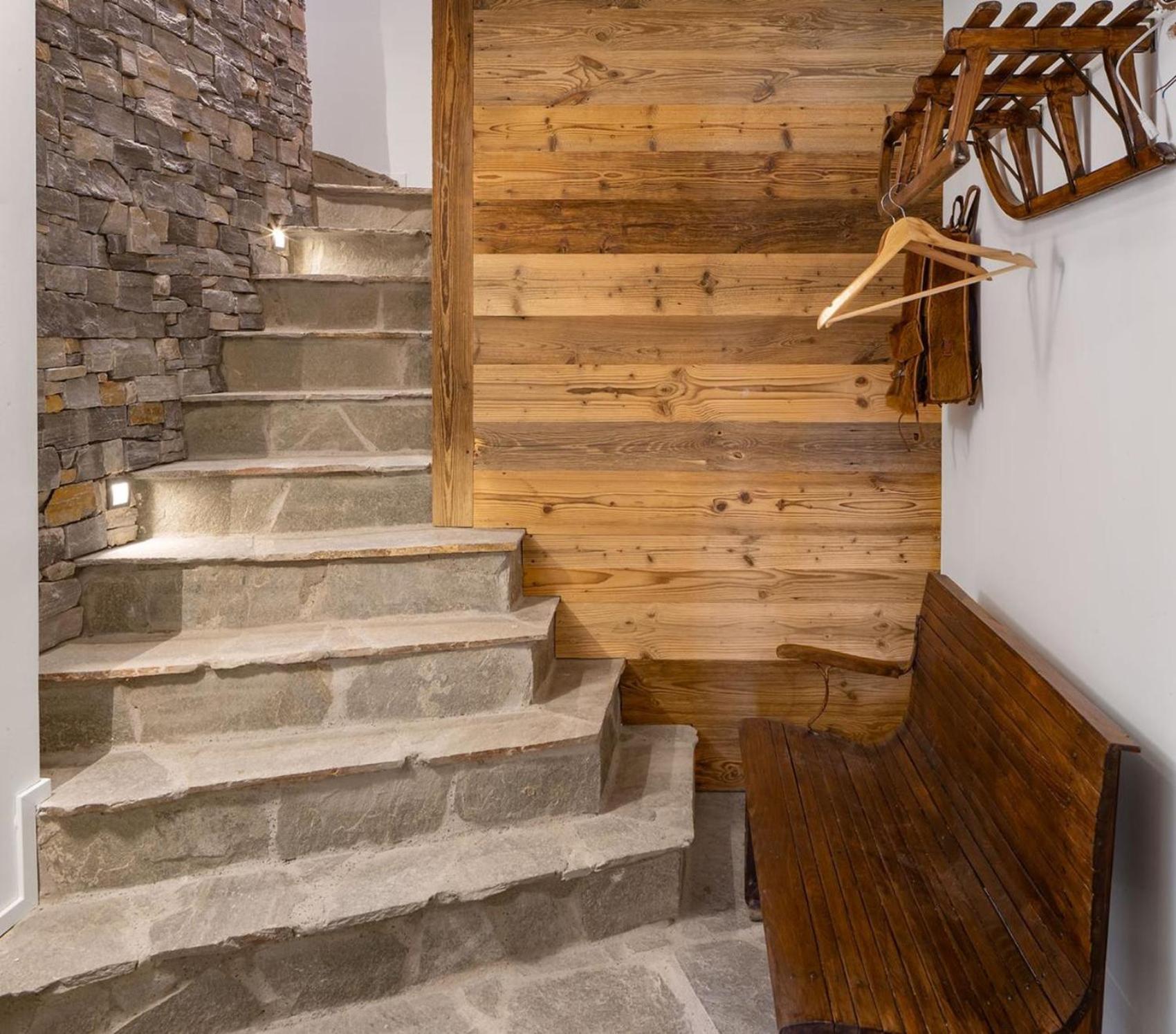 Pilanous House - Penthouse suite - Swiss Alps
