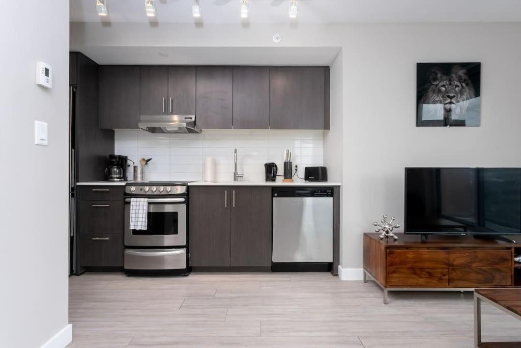 Hendrix Luxury Apartments by Corporate Stays