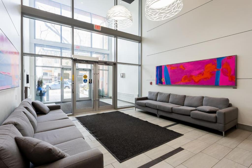 Hendrix Luxury Apartments by Corporate Stays