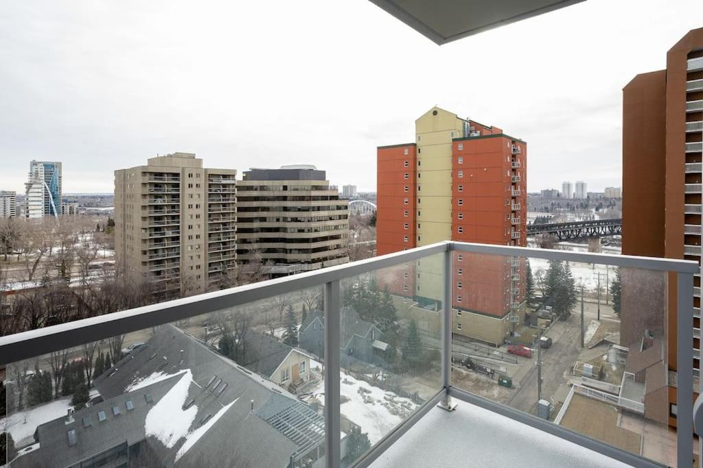 Hendrix Luxury Apartments by Corporate Stays