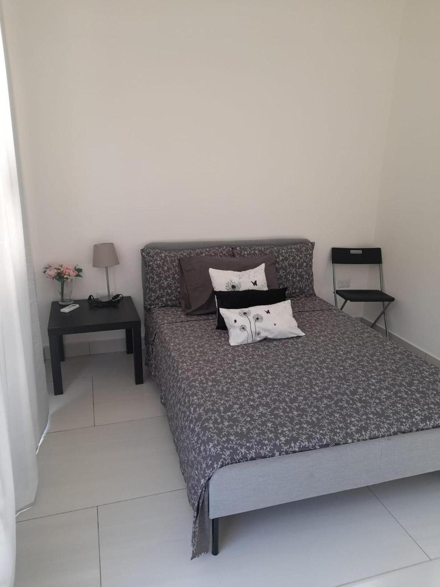 Villa Paradiso Sleeps 8 with Pool