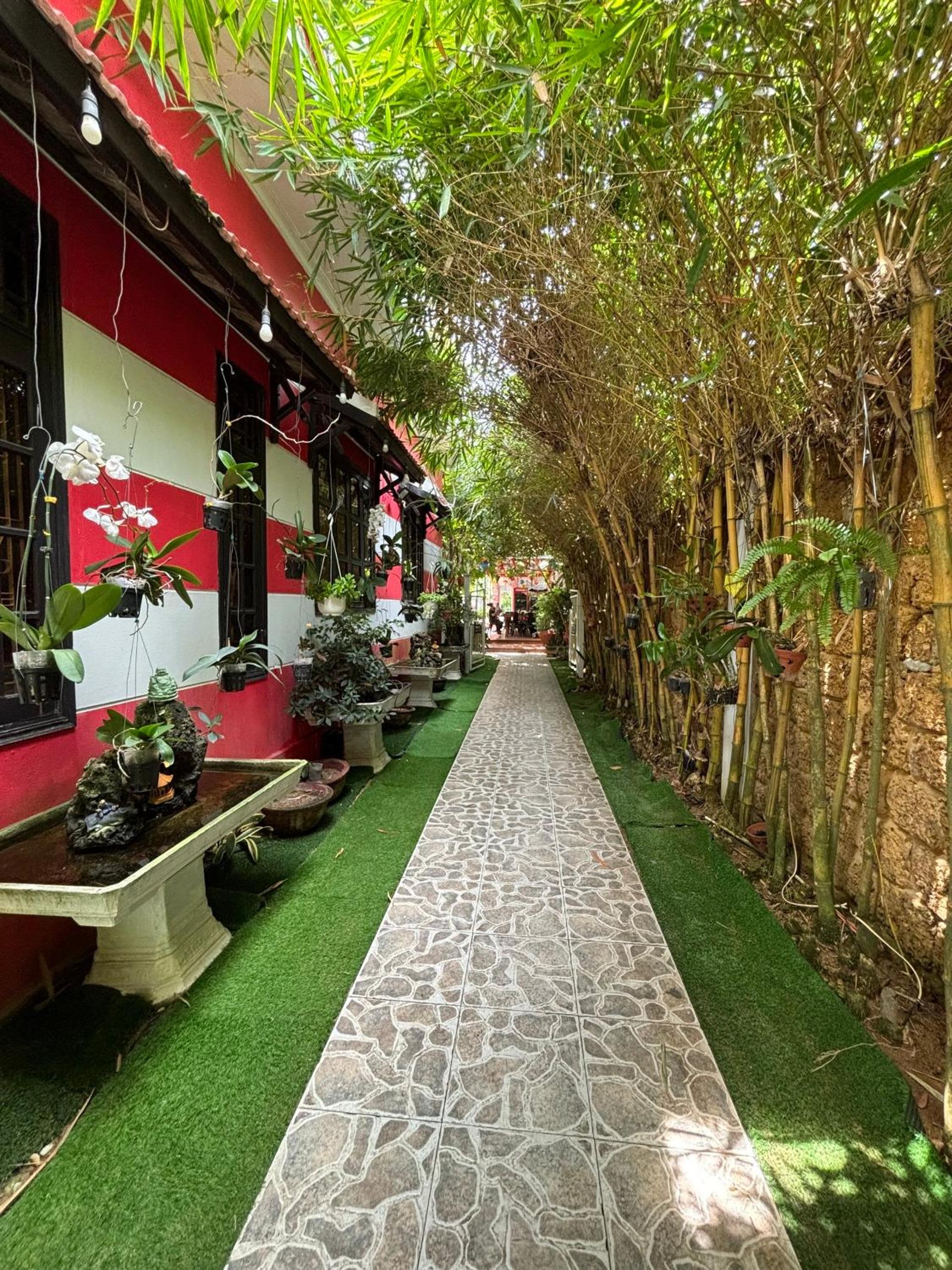Red House Homestay - Villa