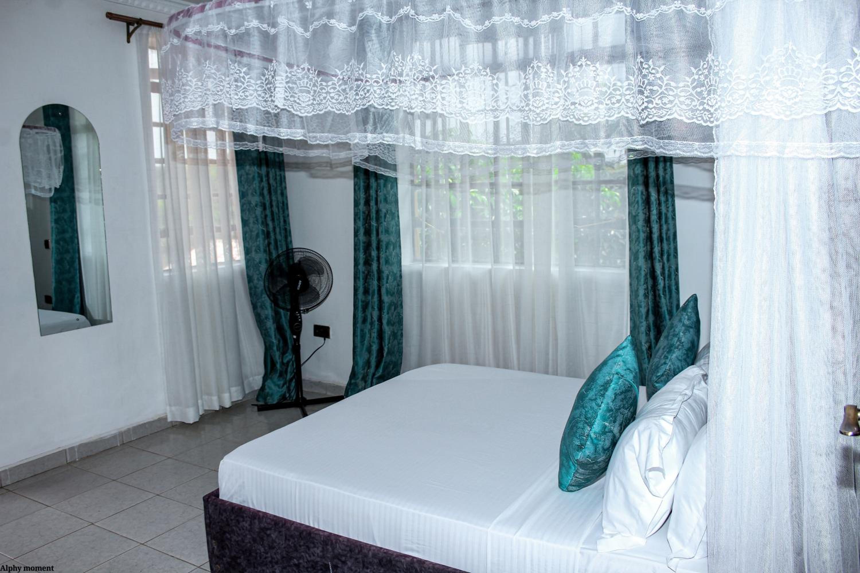 Modern 2 bedroom Apartment Near CBD, Kisumu International Airport, Malls & Lake Victoria