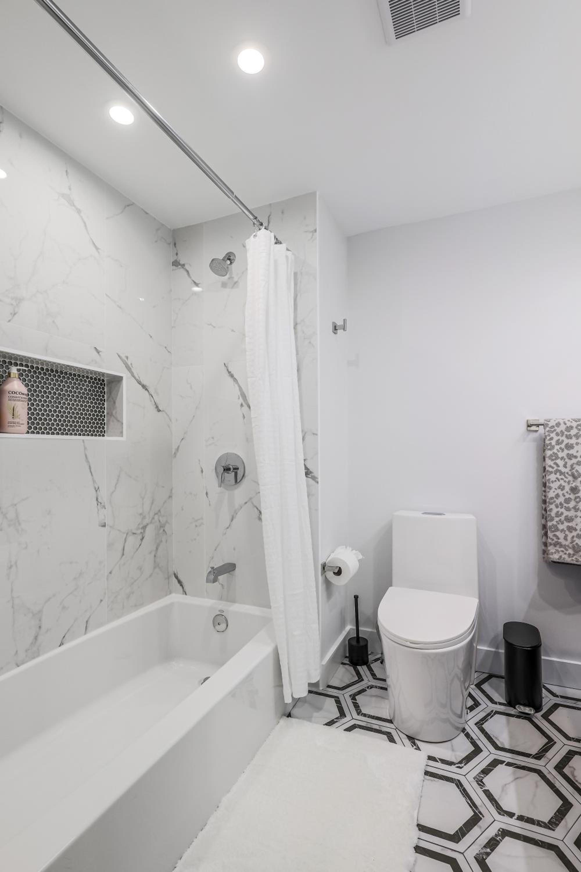 3BR2Bth parking, CambridgeBoston, WD, Subway, AC - Property Image 24
