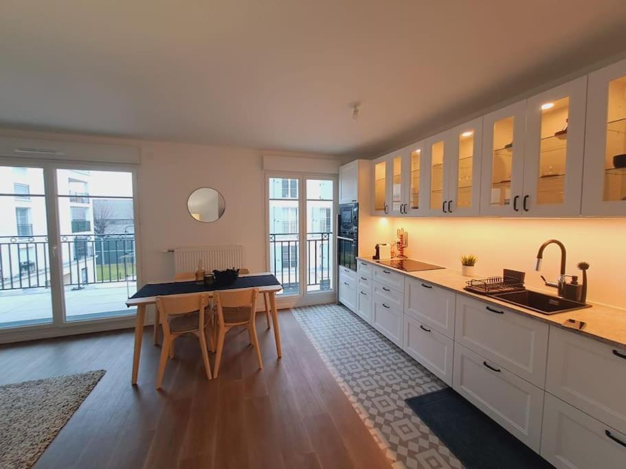Cosy & Modern Flat Near Paris !