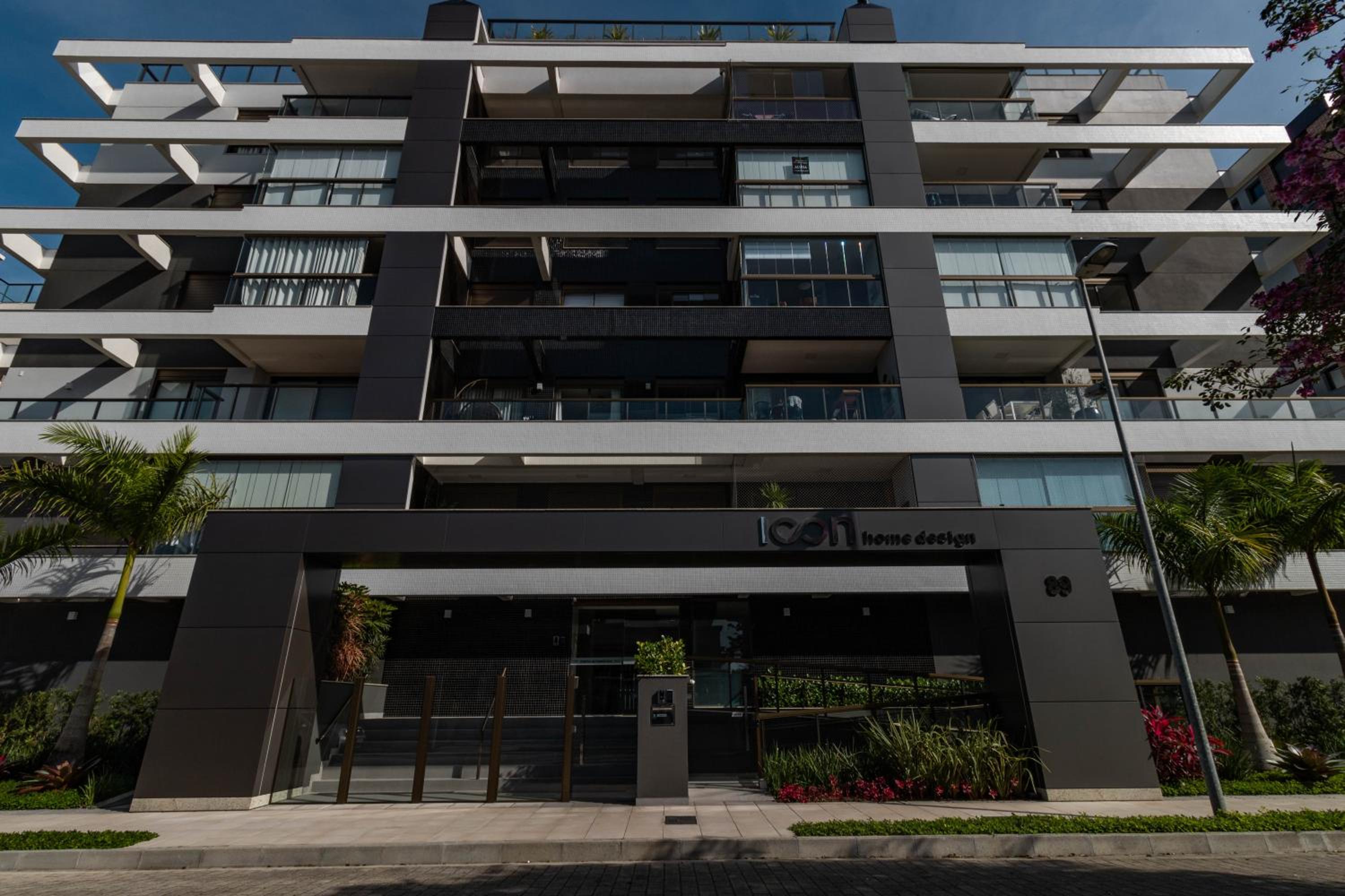 Icon Home Design: Elegância em Jurerê WK3088