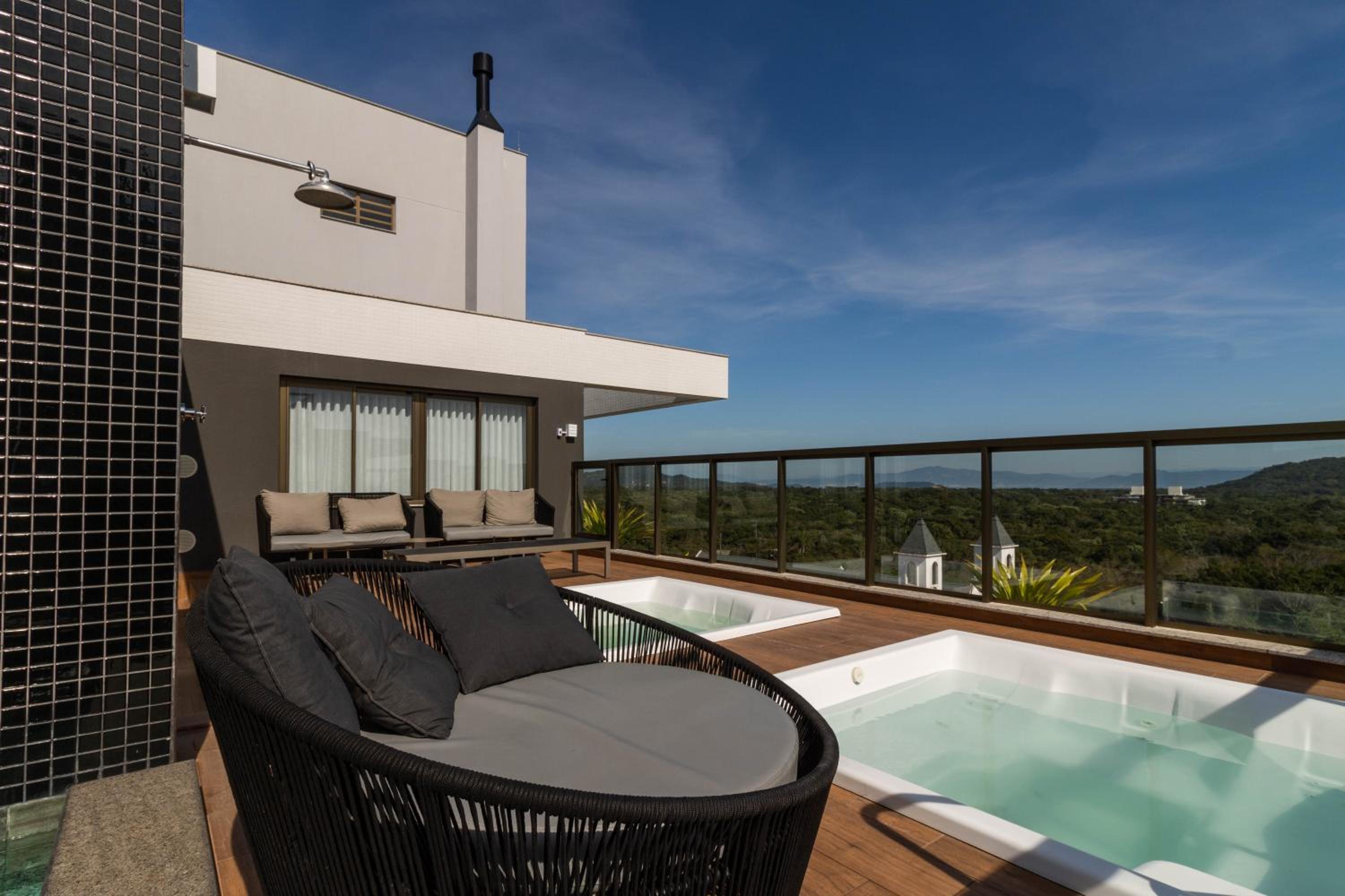 Icon Home Design: Elegância em Jurerê WK3088
