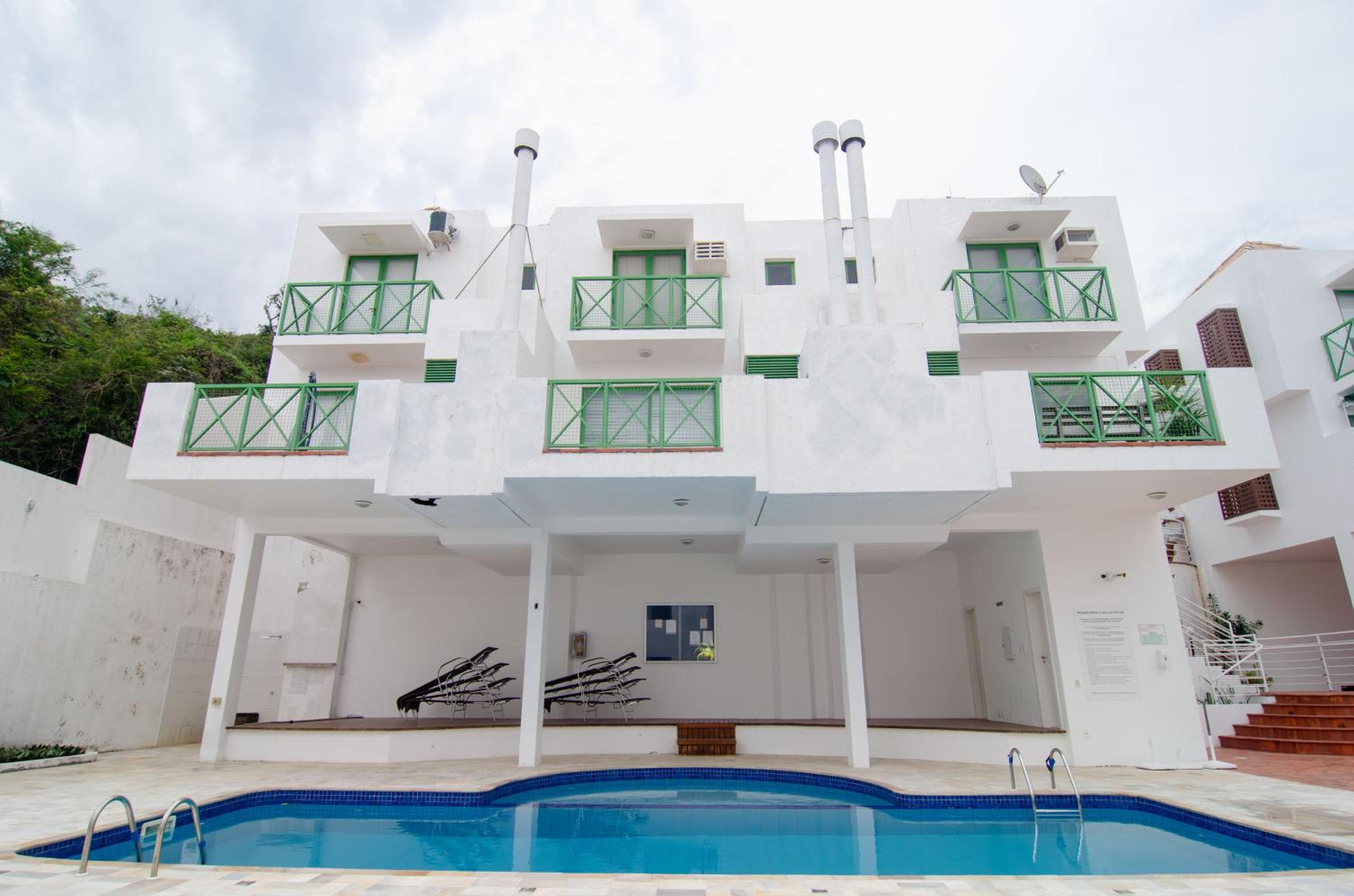 Duplex Vista Mar na Praia Brava YF7387