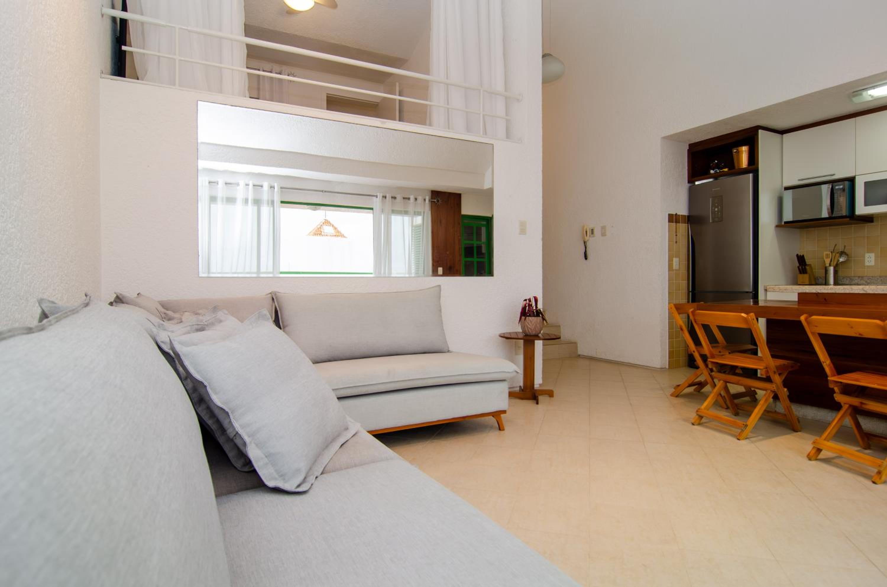 Duplex Vista Mar na Praia Brava YF7387
