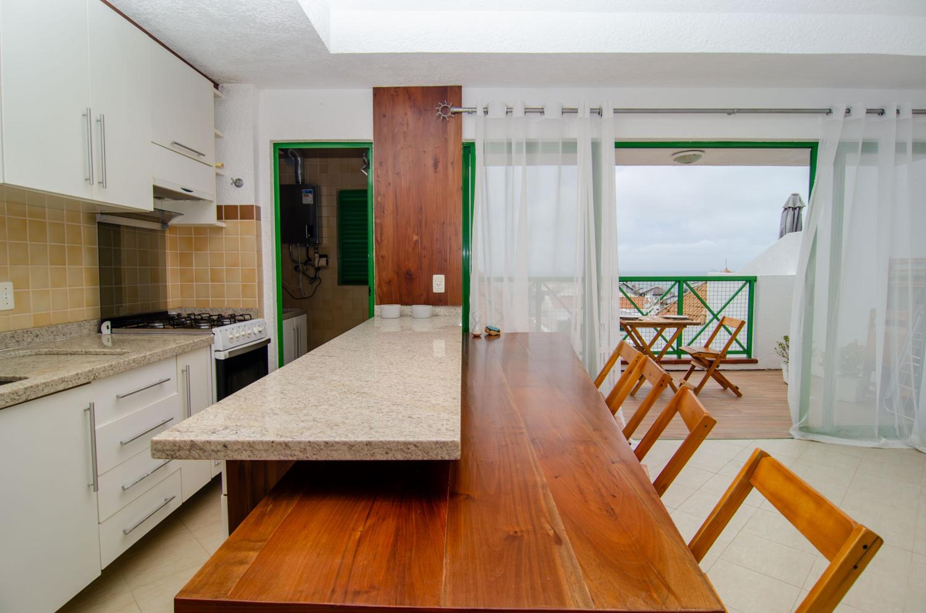 Duplex Vista Mar na Praia Brava YF7387