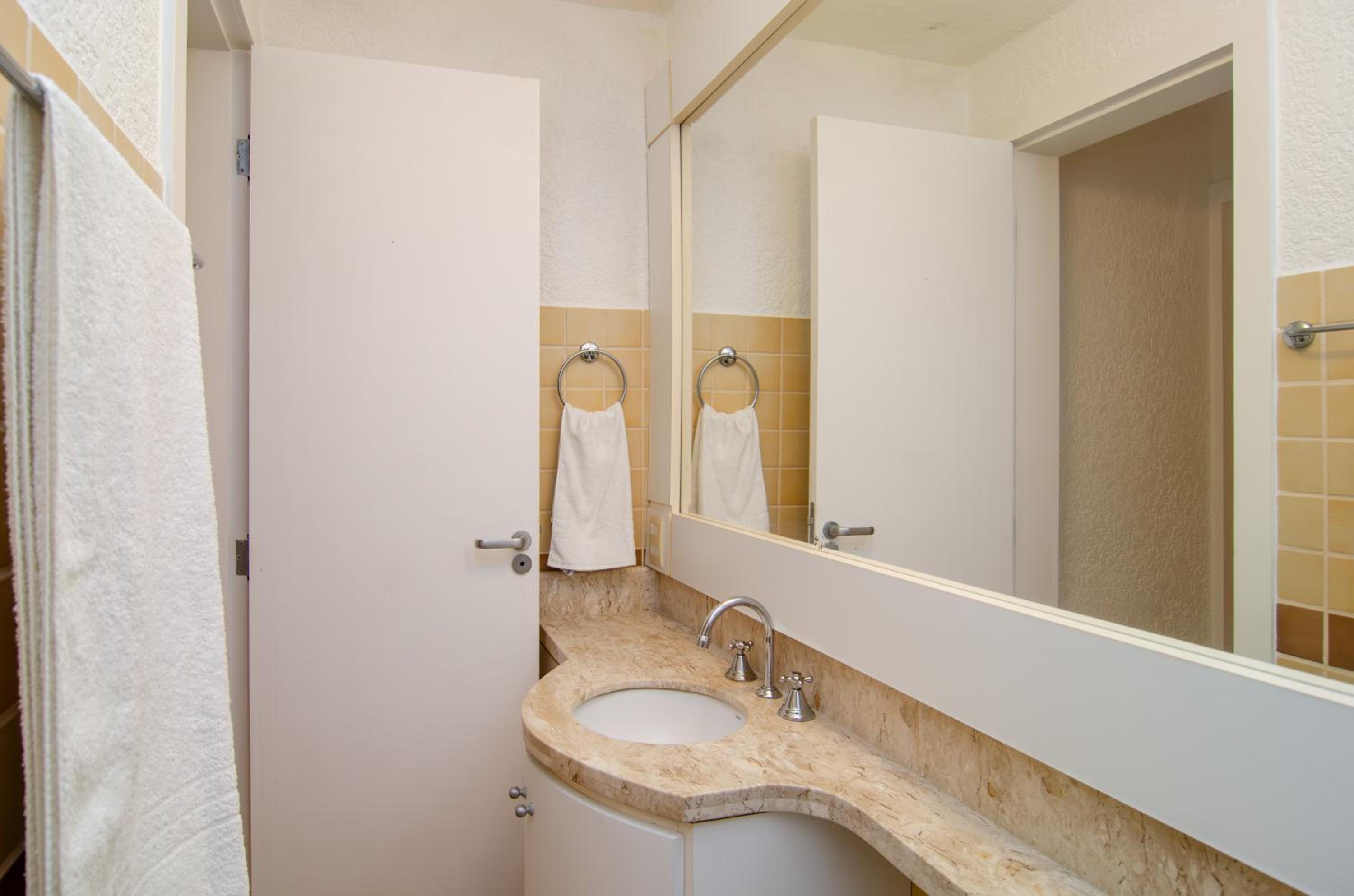 Duplex Vista Mar na Praia Brava YF7387