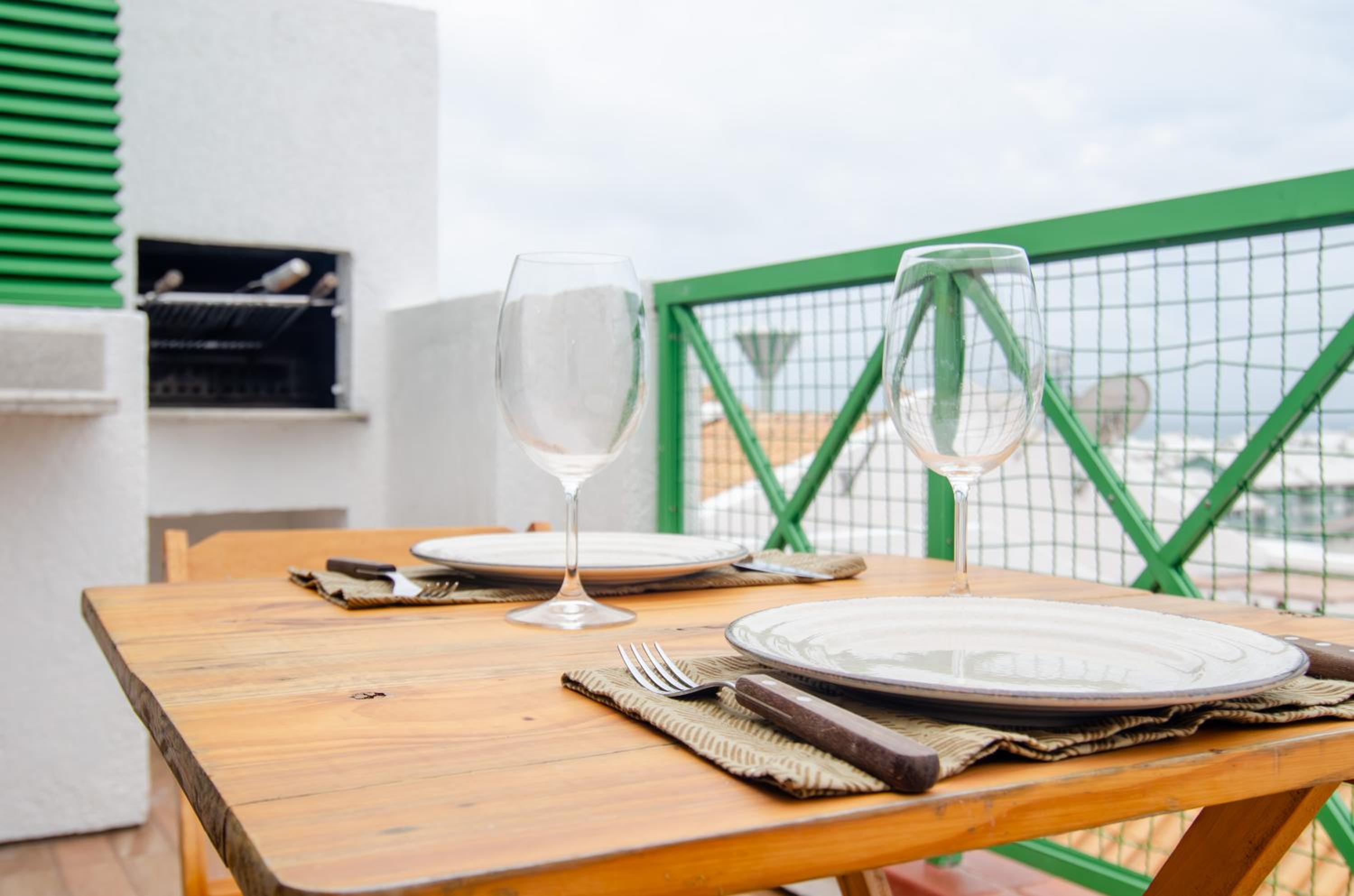 Duplex Vista Mar na Praia Brava YF7387