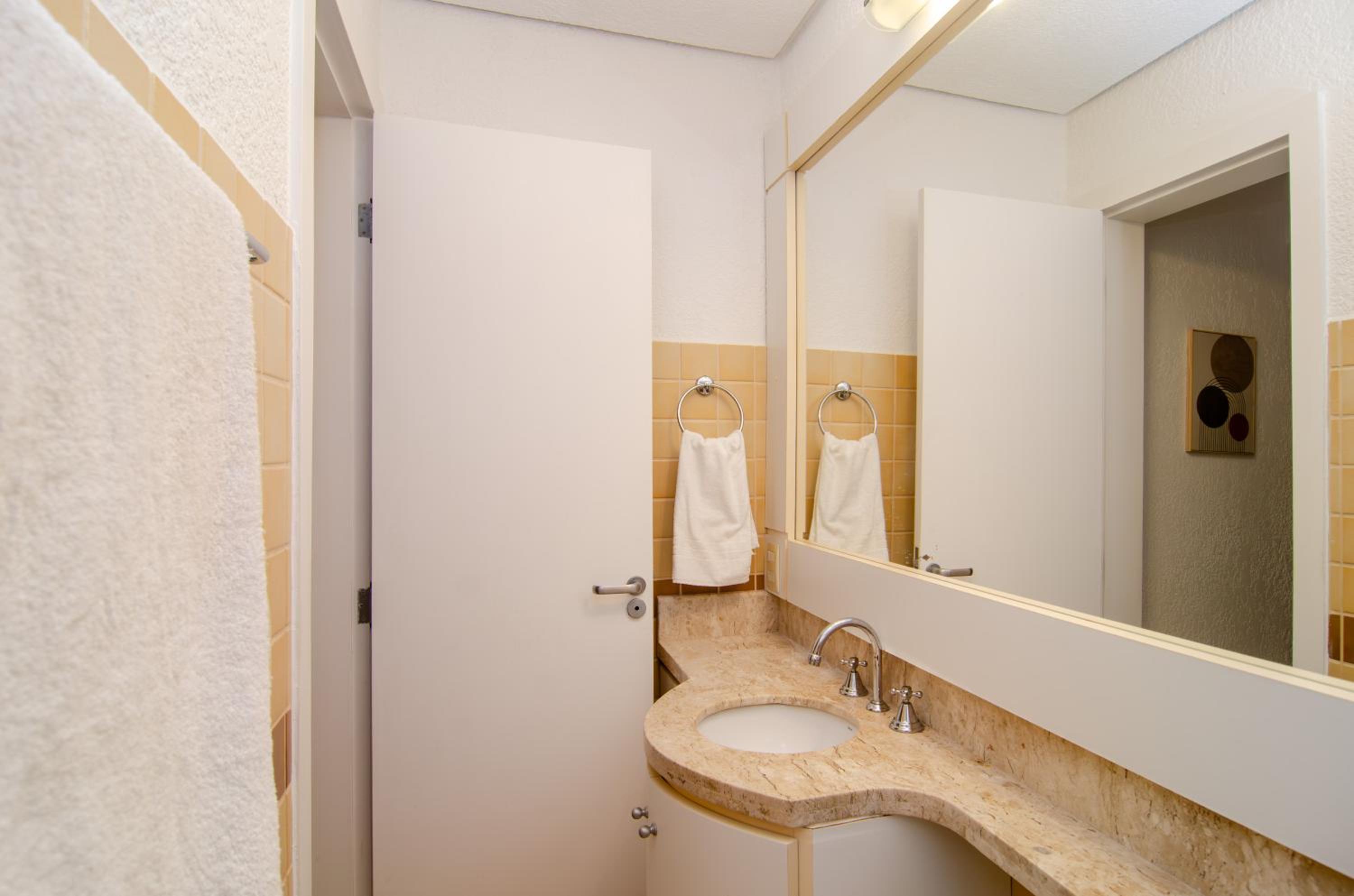Duplex Vista Mar na Praia Brava YF7387