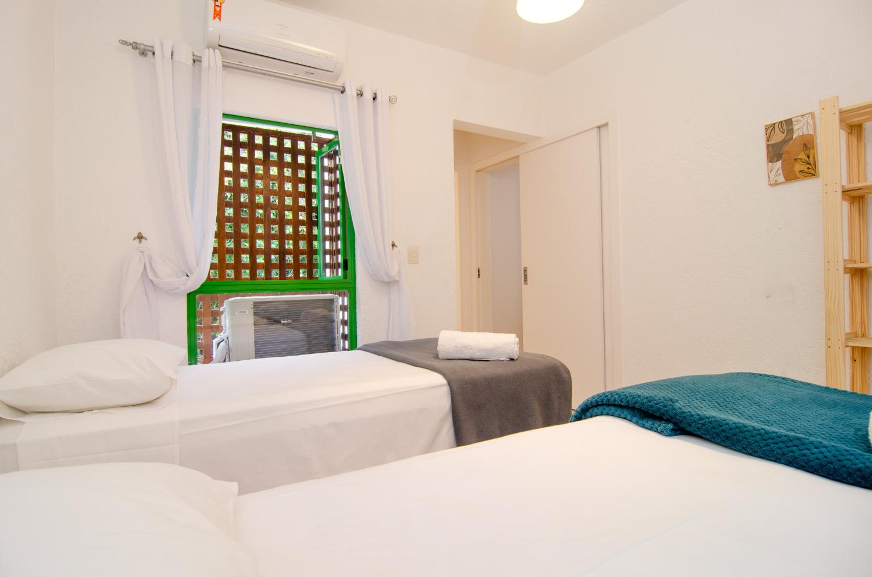 Duplex Vista Mar na Praia Brava YF7387