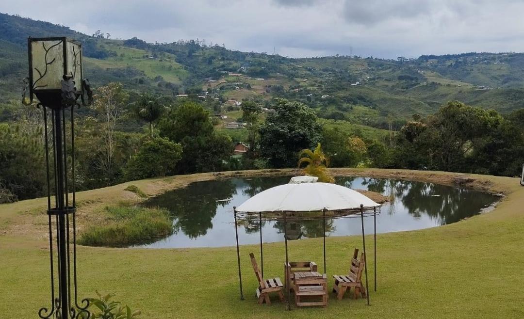 Casa Campestre Cuatro Amores