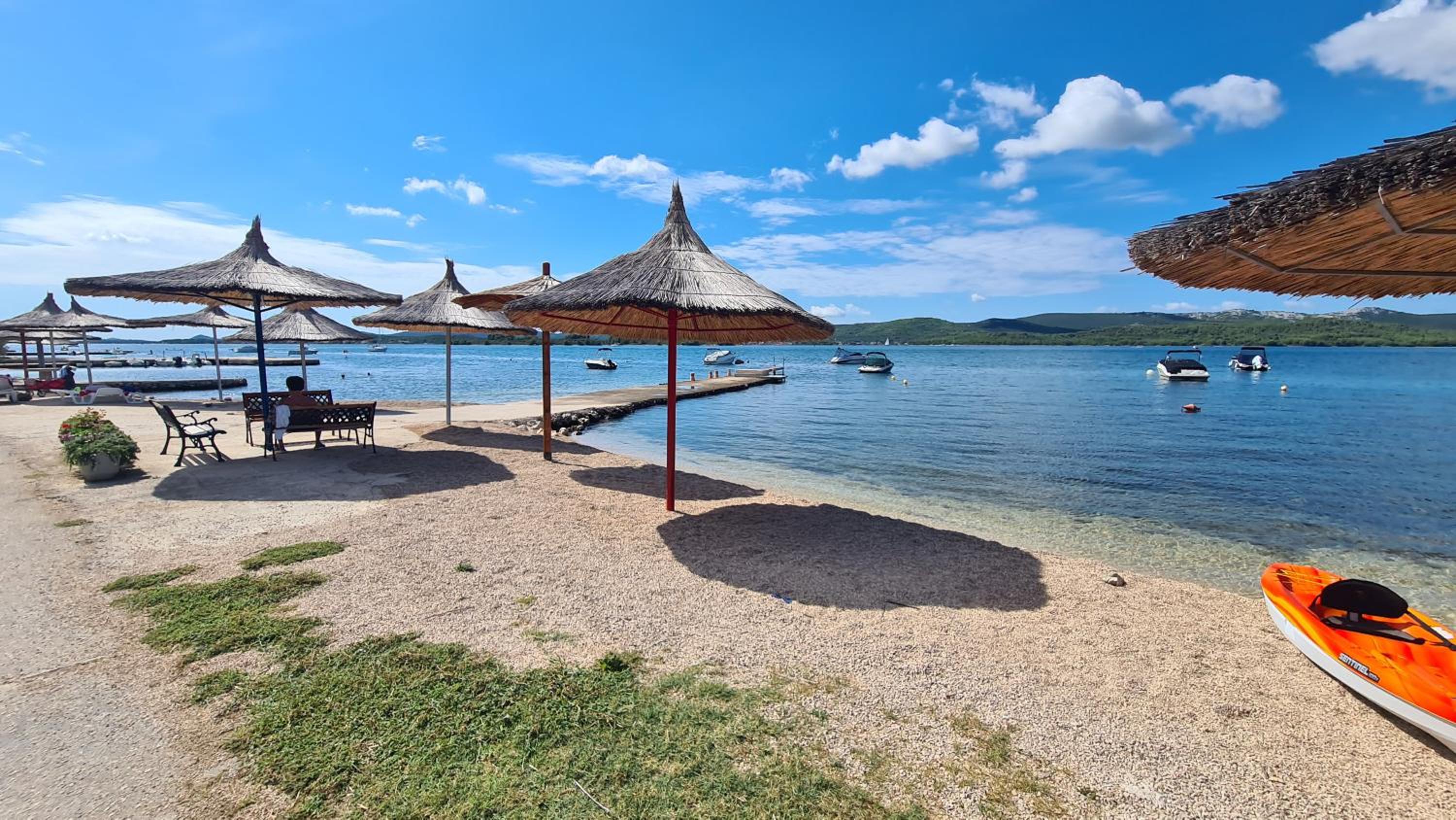 Two bedroom apartment with a sea view in a quiet area view 3