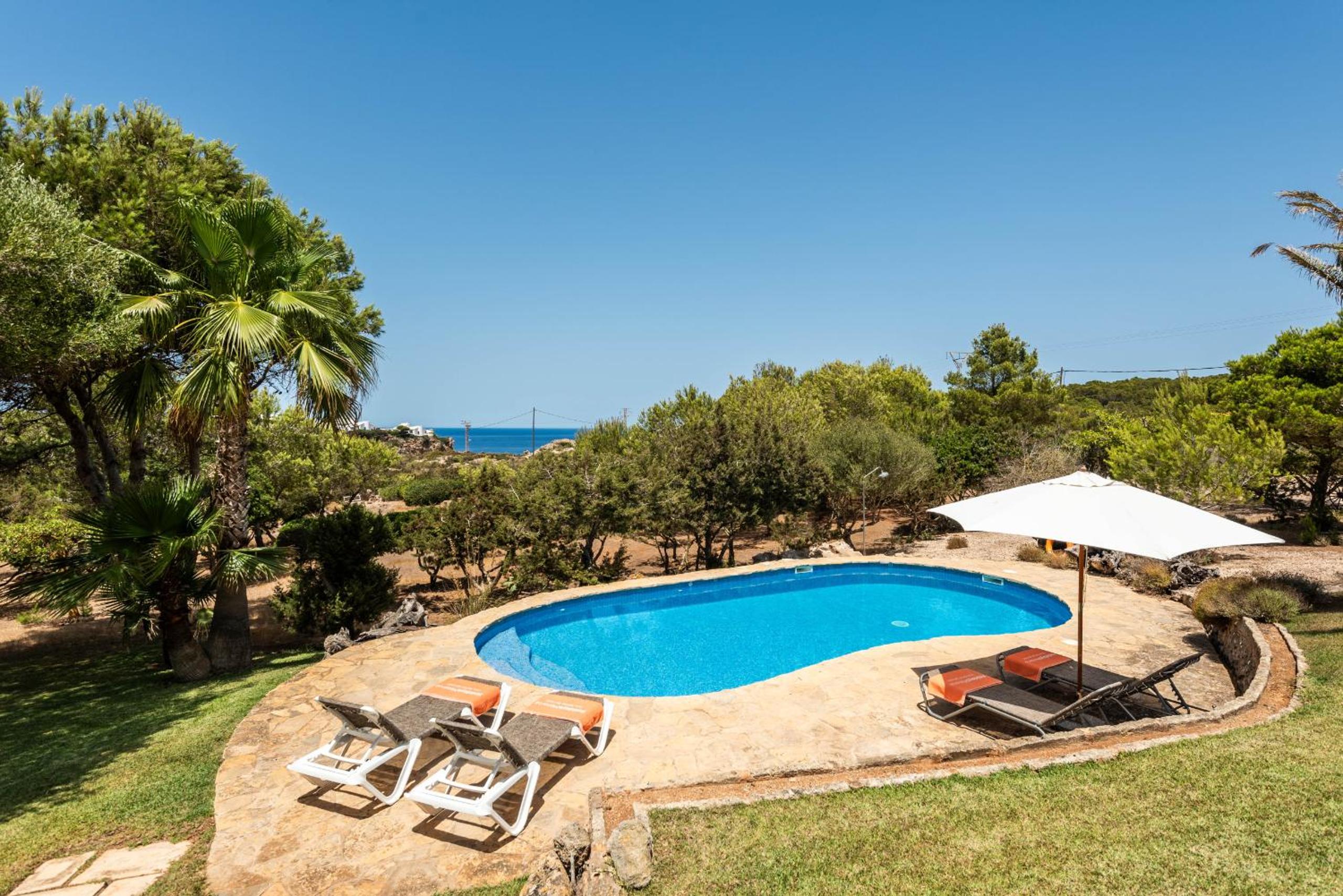 Sa Tanca 3 bedroom villa, Cala Morell view 3